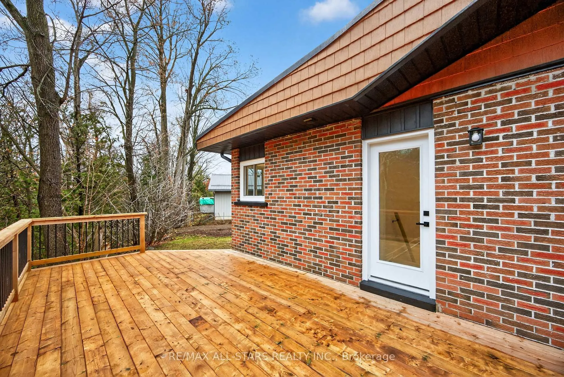 Photo 40 of 51 Garrett Drive, Georgina, Sutton & Jackson's Point — HOMEH