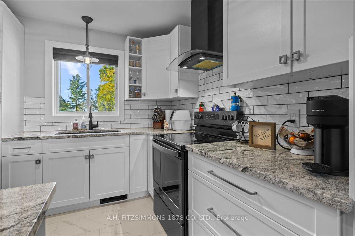 Photo 9 of 3791 Carp Road, Ottawa, Carp — HOMEH