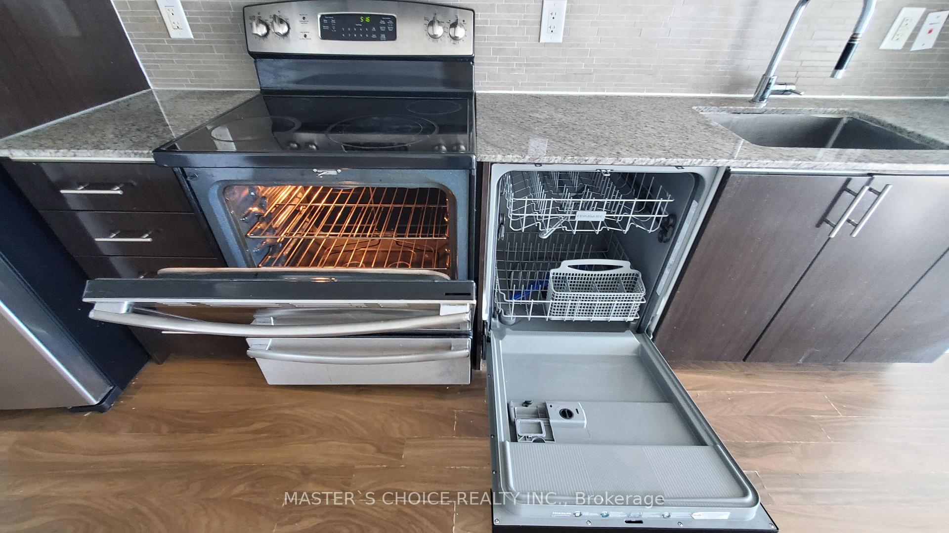 Photo 14 of Unit 2622, 7161 Yonge Street, Markham, Grandview — HOMEH