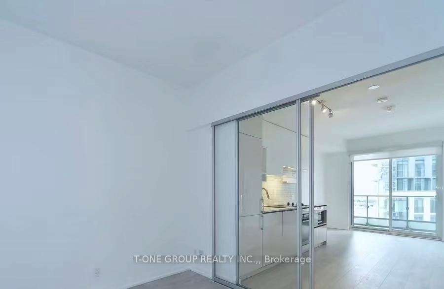 Photo 12 of Unit 1205, 950 Portage Parkway, Vaughan, Vaughan Corporate Centre — HOMEH
