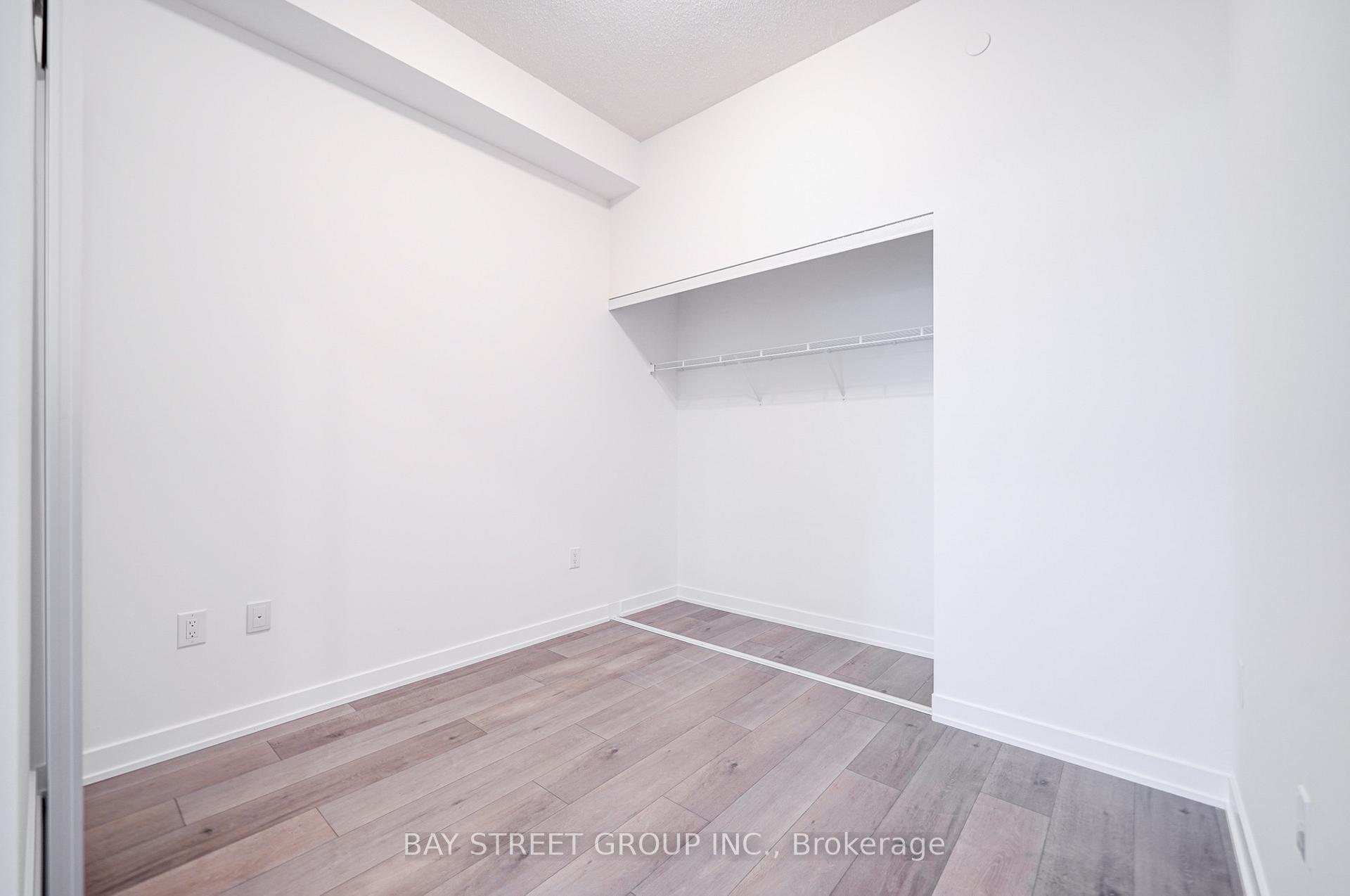 Photo 15 of Unit 509, 10 Honeycrisp Crescent, Vaughan, Vaughan Corporate Centre — HOMEH