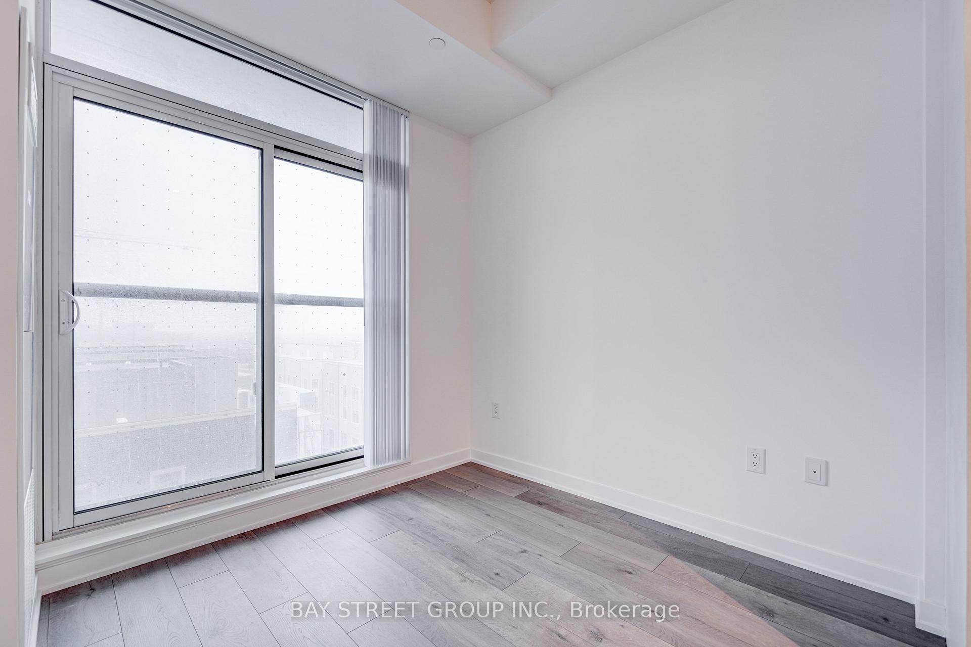 Photo 18 of Unit 509, 10 Honeycrisp Crescent, Vaughan, Vaughan Corporate Centre — HOMEH