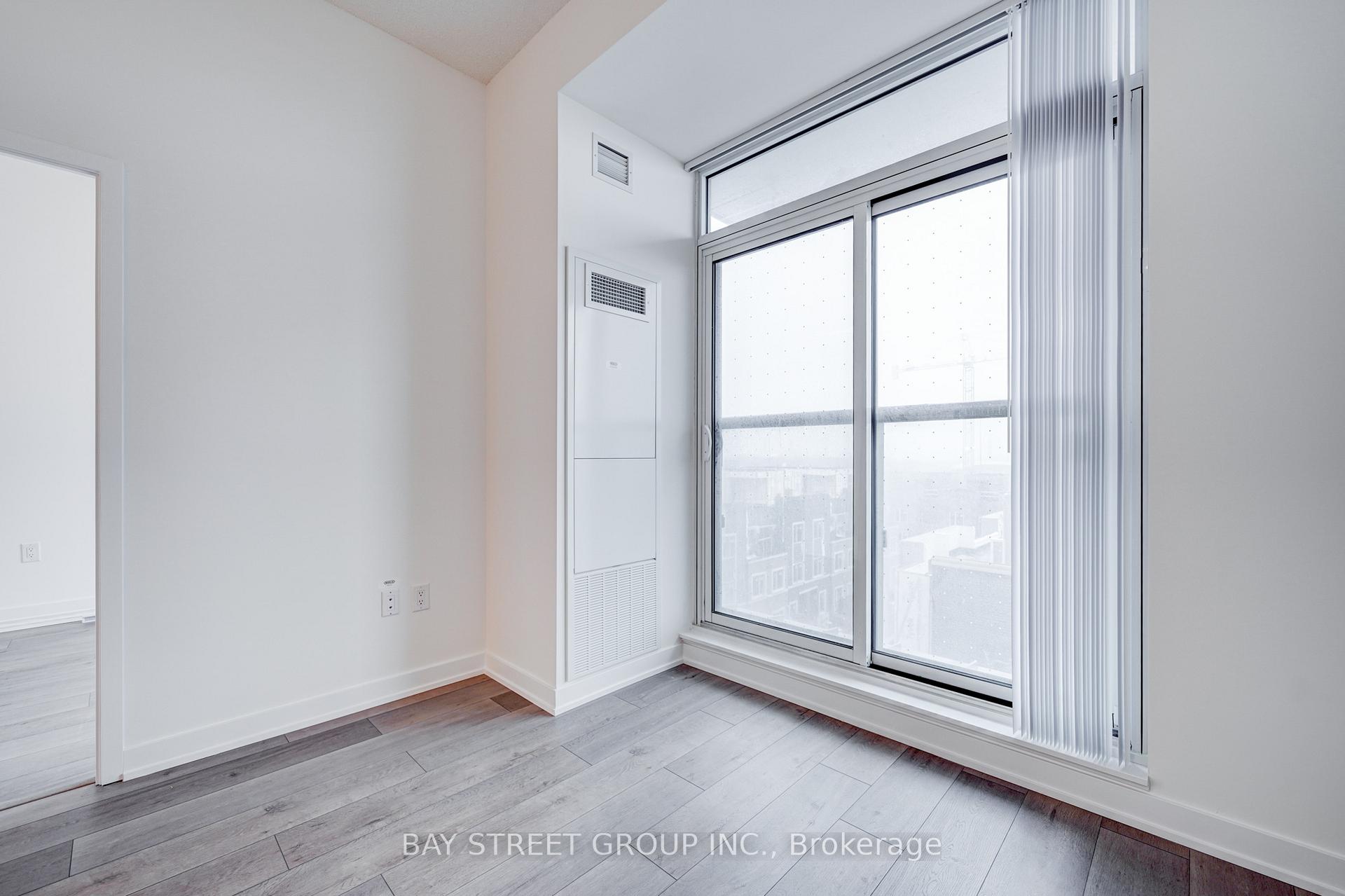 Photo 21 of Unit 509, 10 Honeycrisp Crescent, Vaughan, Vaughan Corporate Centre — HOMEH
