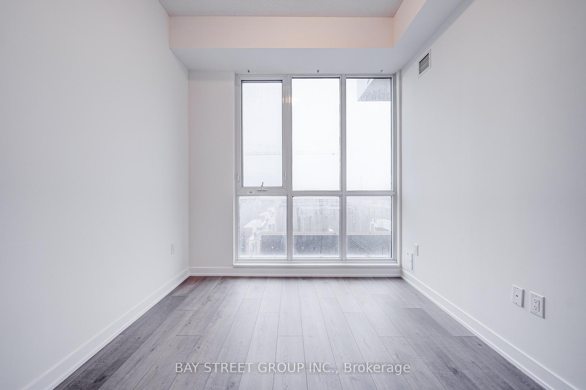Photo 24 of Unit 509, 10 Honeycrisp Crescent, Vaughan, Vaughan Corporate Centre — HOMEH