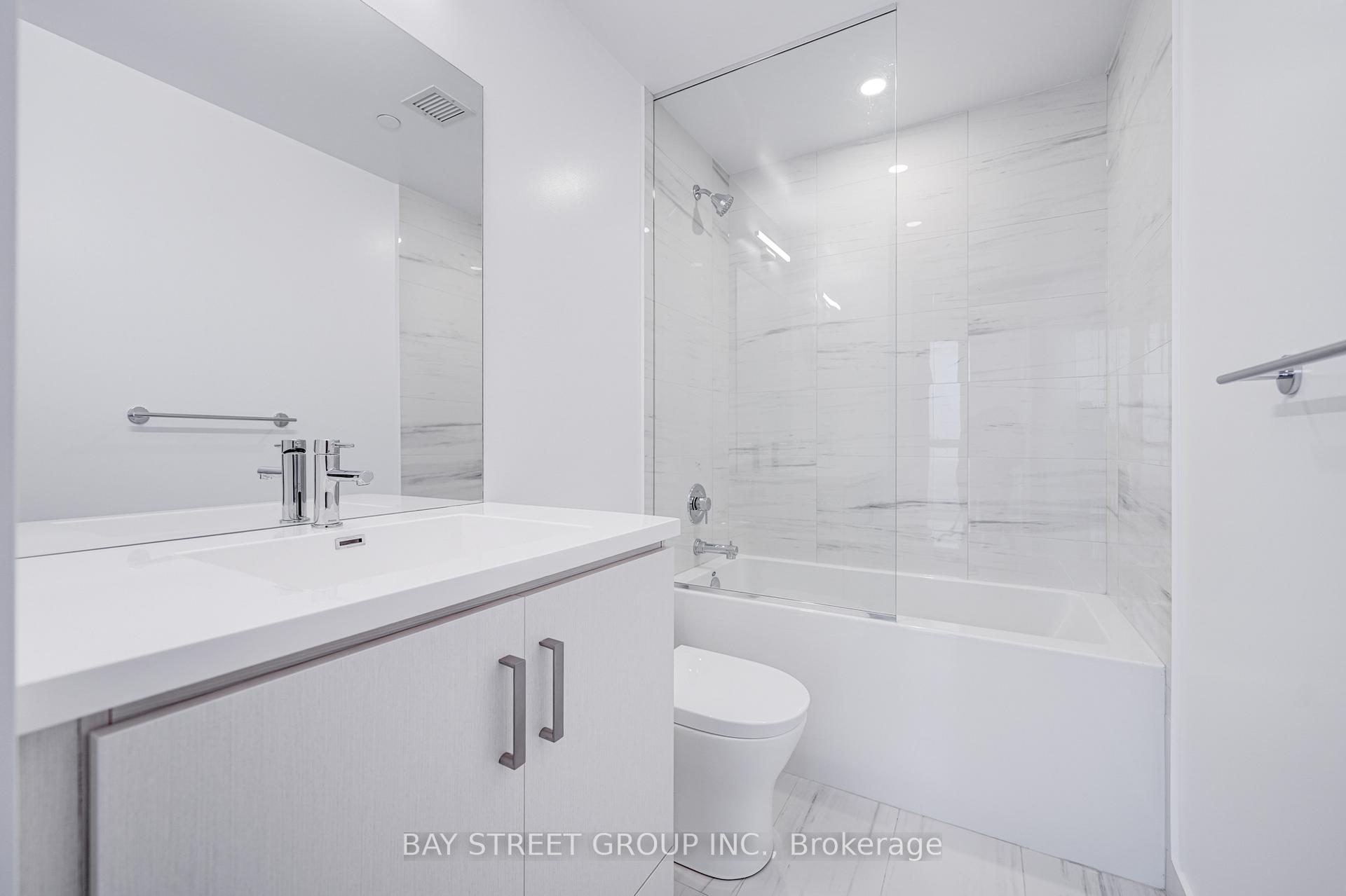 Photo 27 of Unit 509, 10 Honeycrisp Crescent, Vaughan, Vaughan Corporate Centre — HOMEH