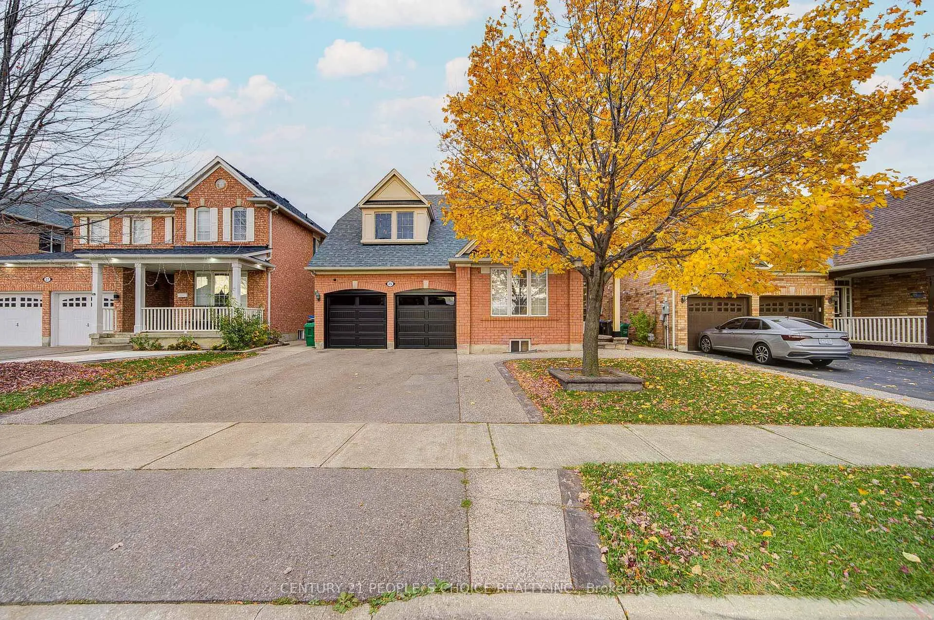 Photo 2 of 25 Dwyer Drive, Brampton, Gore Industrial North — HOMEH