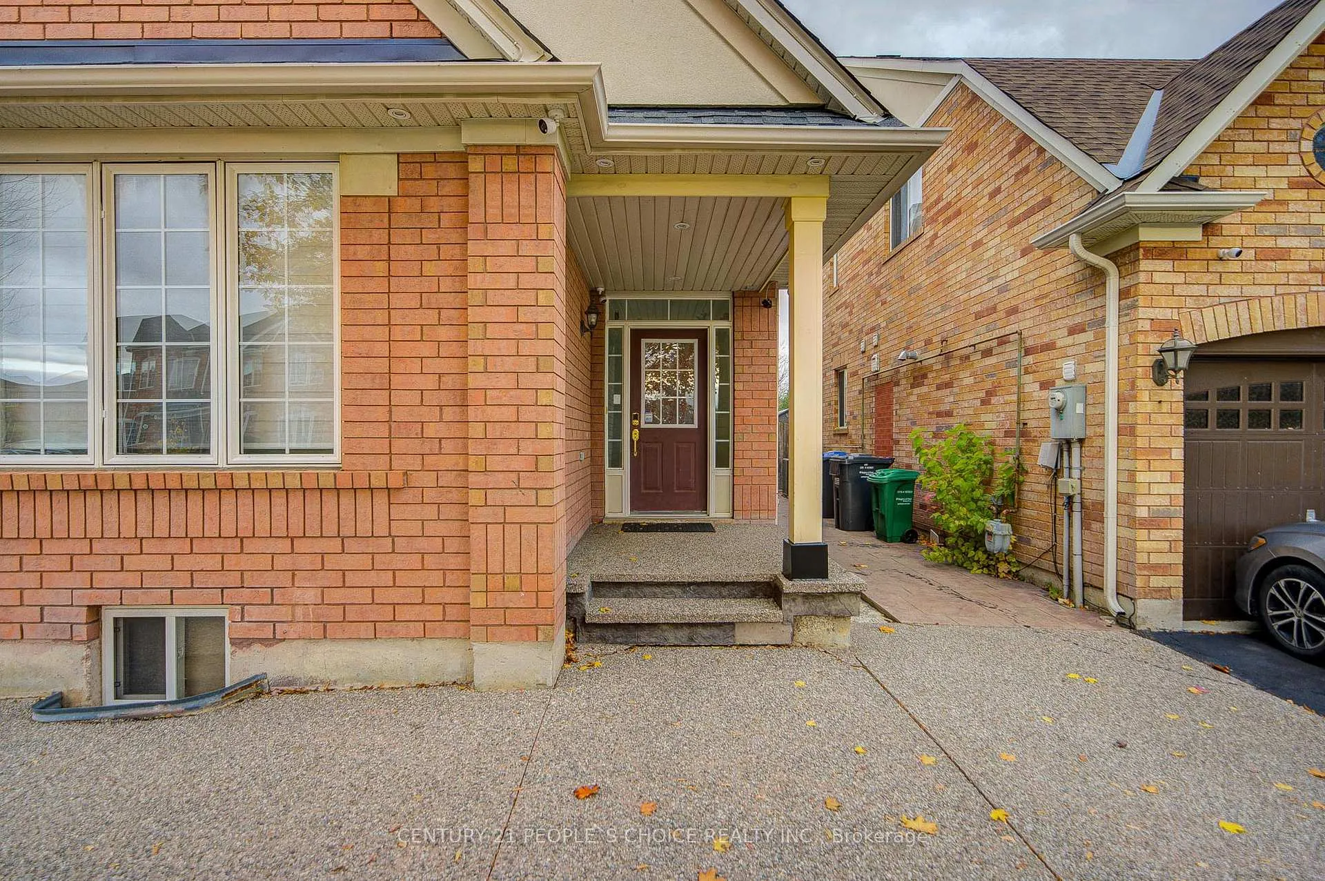 Photo 7 of 25 Dwyer Drive, Brampton, Gore Industrial North — HOMEH