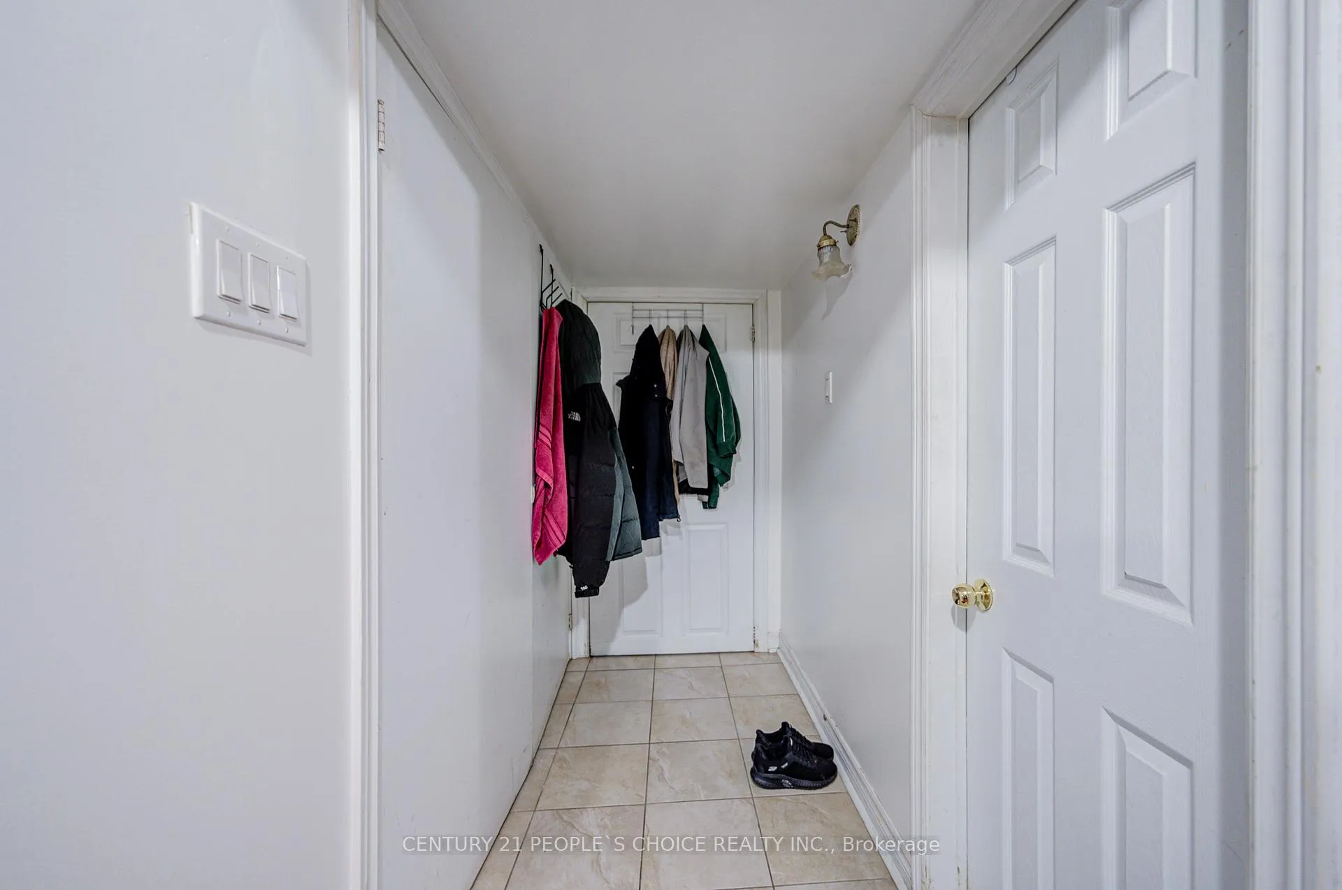 Photo 133 of 25 Dwyer Drive, Brampton, Gore Industrial North — HOMEH