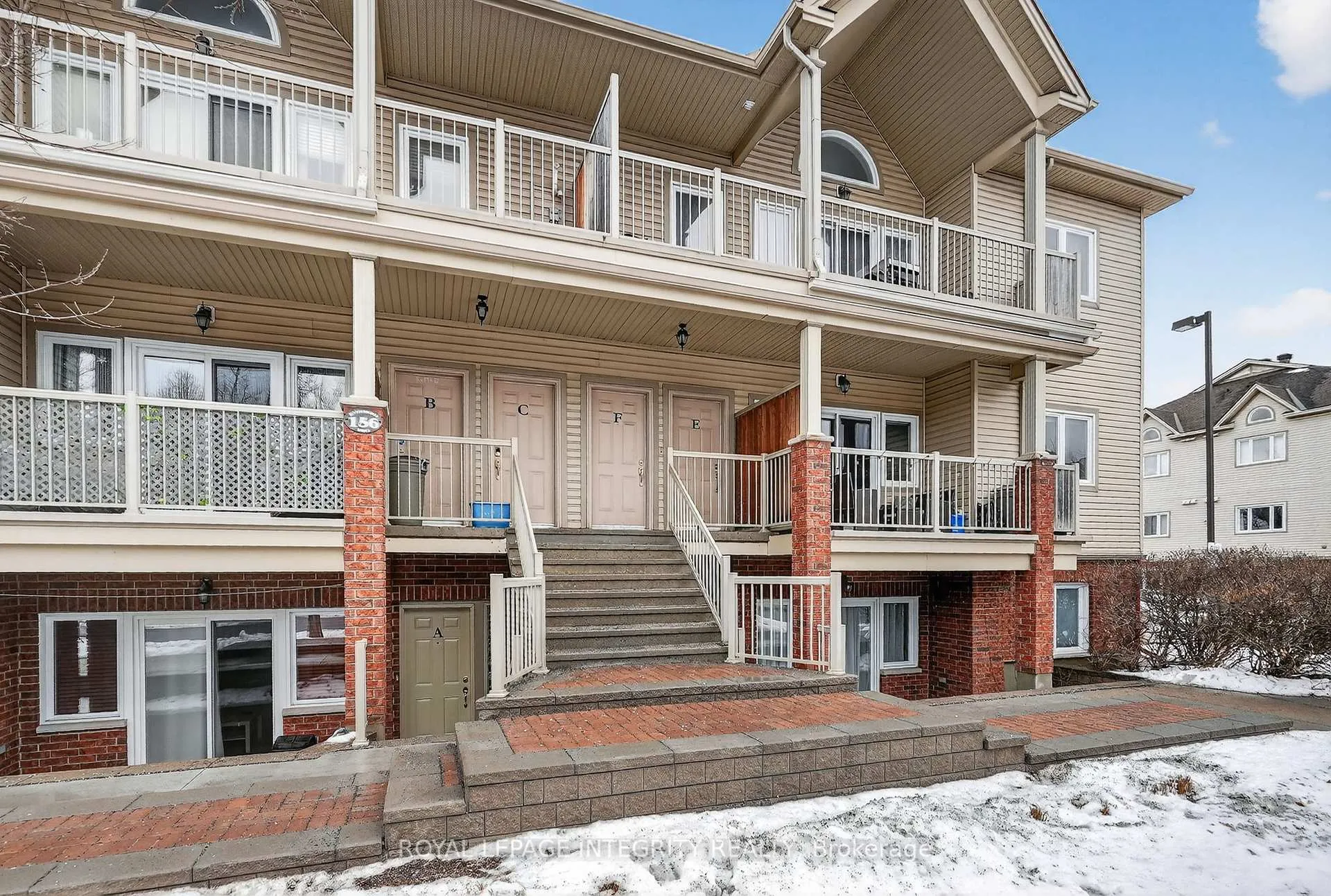 Photo 1 of Unit E, 156 Waterbridge Drive E, Ottawa, Barrhaven East — HOMEH