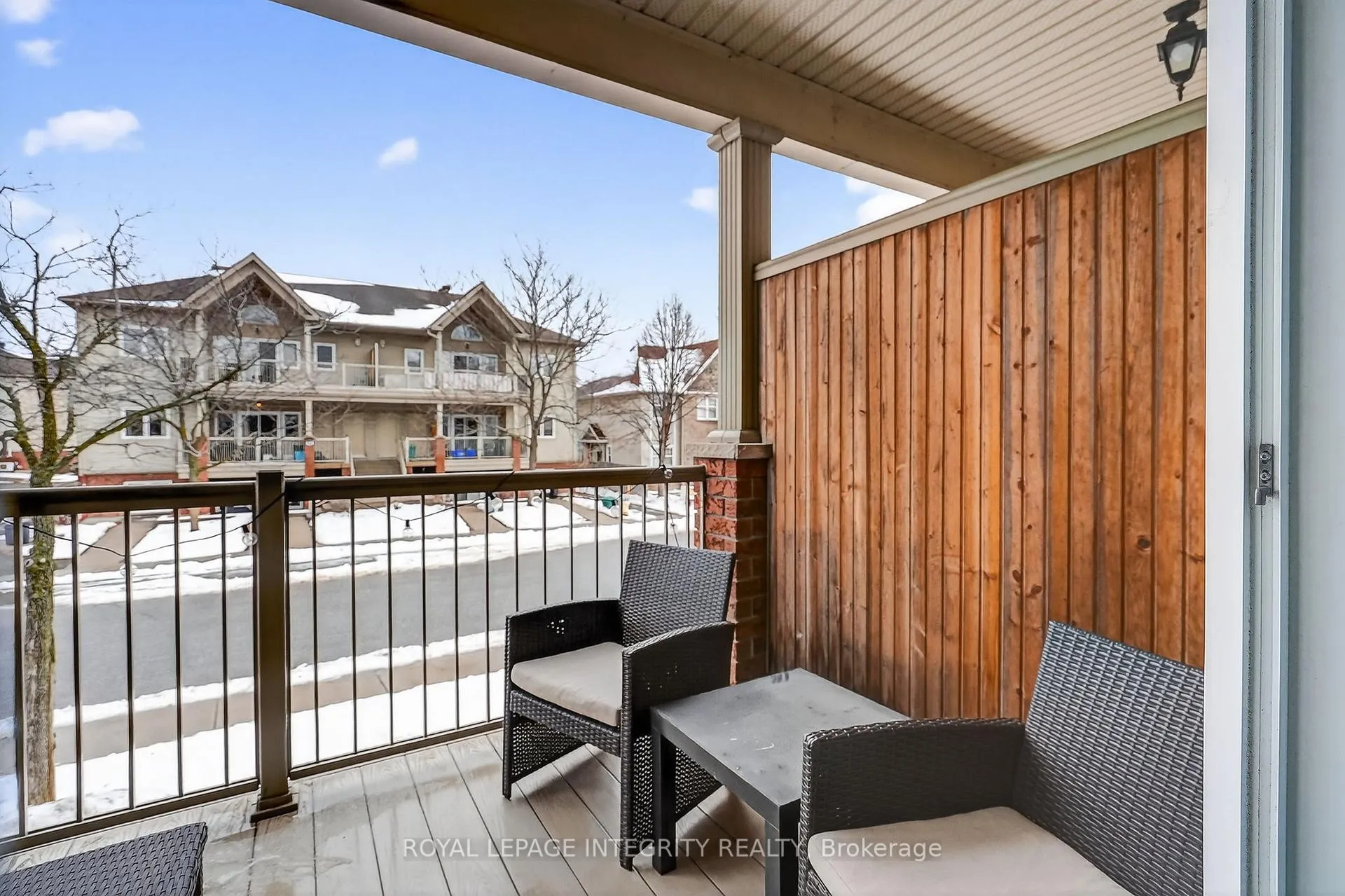 Photo 23 of Unit E, 156 Waterbridge Drive E, Ottawa, Barrhaven East — HOMEH