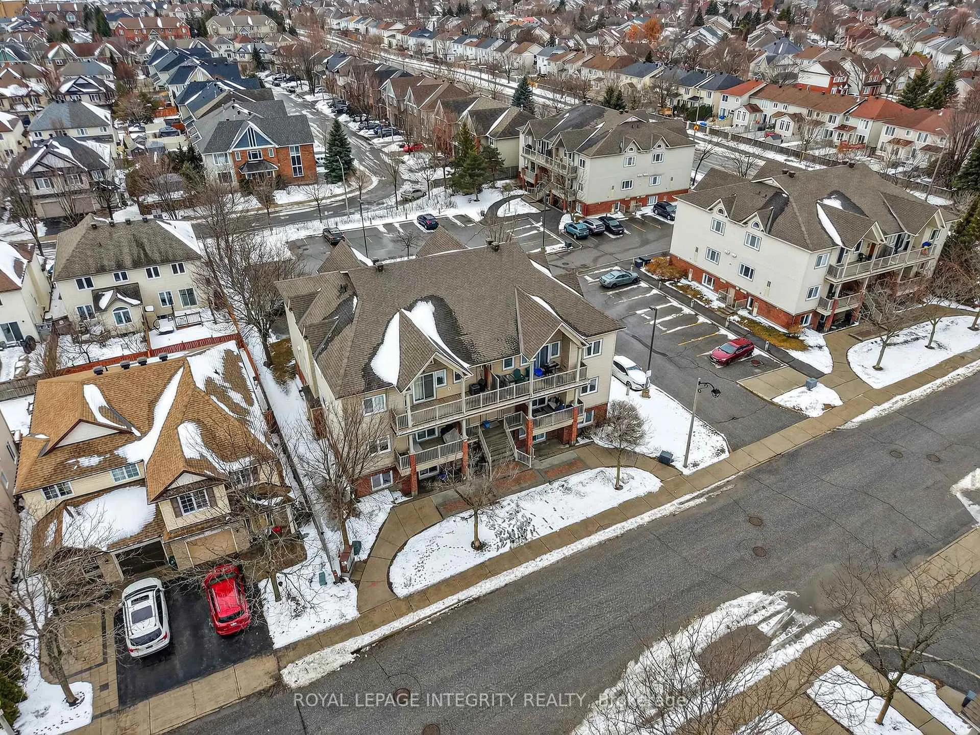 Photo 27 of Unit E, 156 Waterbridge Drive E, Ottawa, Barrhaven East — HOMEH