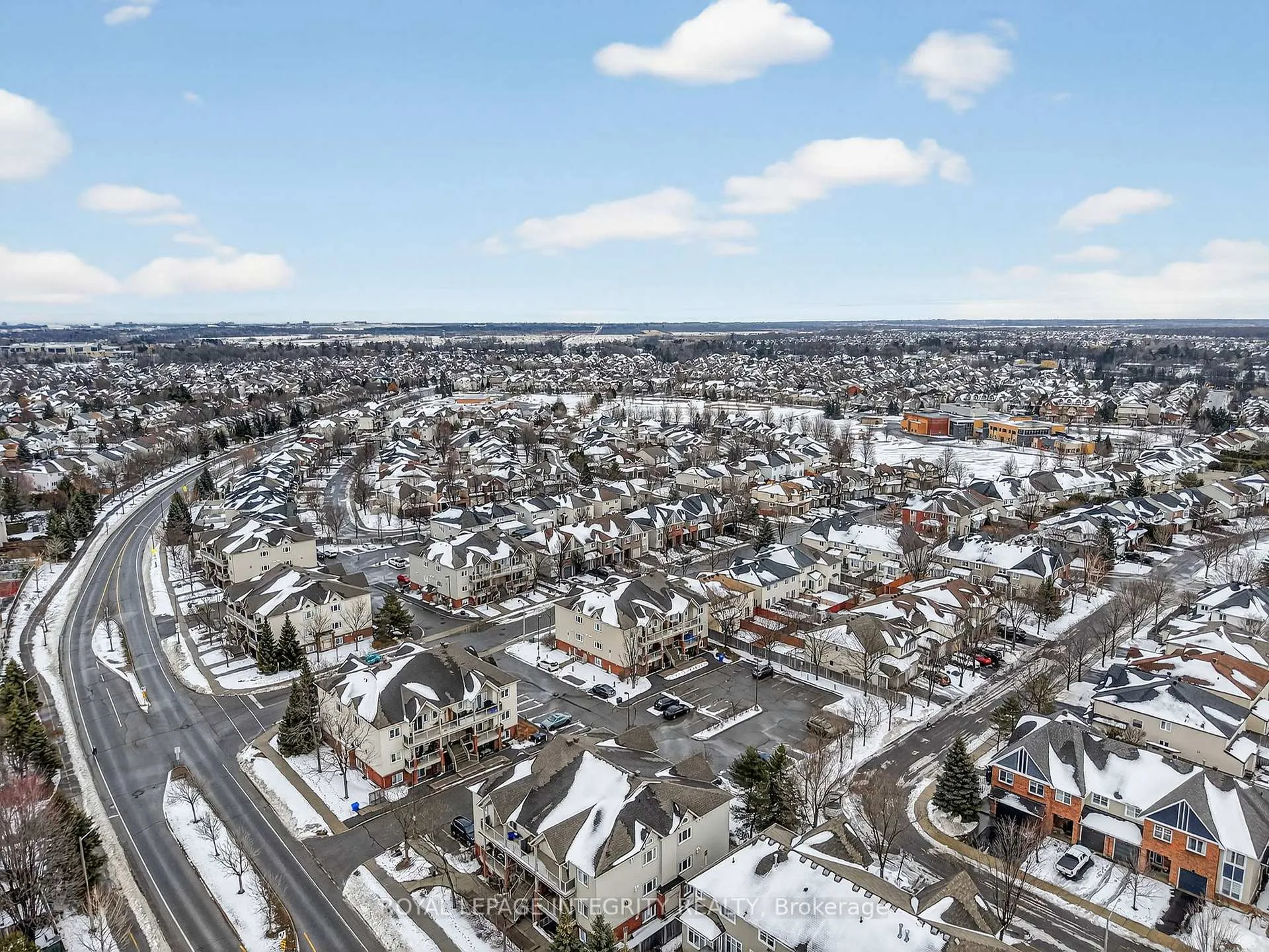 Photo 31 of Unit E, 156 Waterbridge Drive E, Ottawa, Barrhaven East — HOMEH