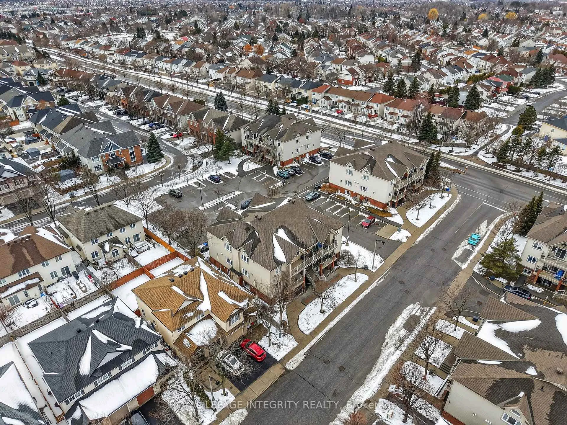 Photo 34 of Unit E, 156 Waterbridge Drive E, Ottawa, Barrhaven East — HOMEH