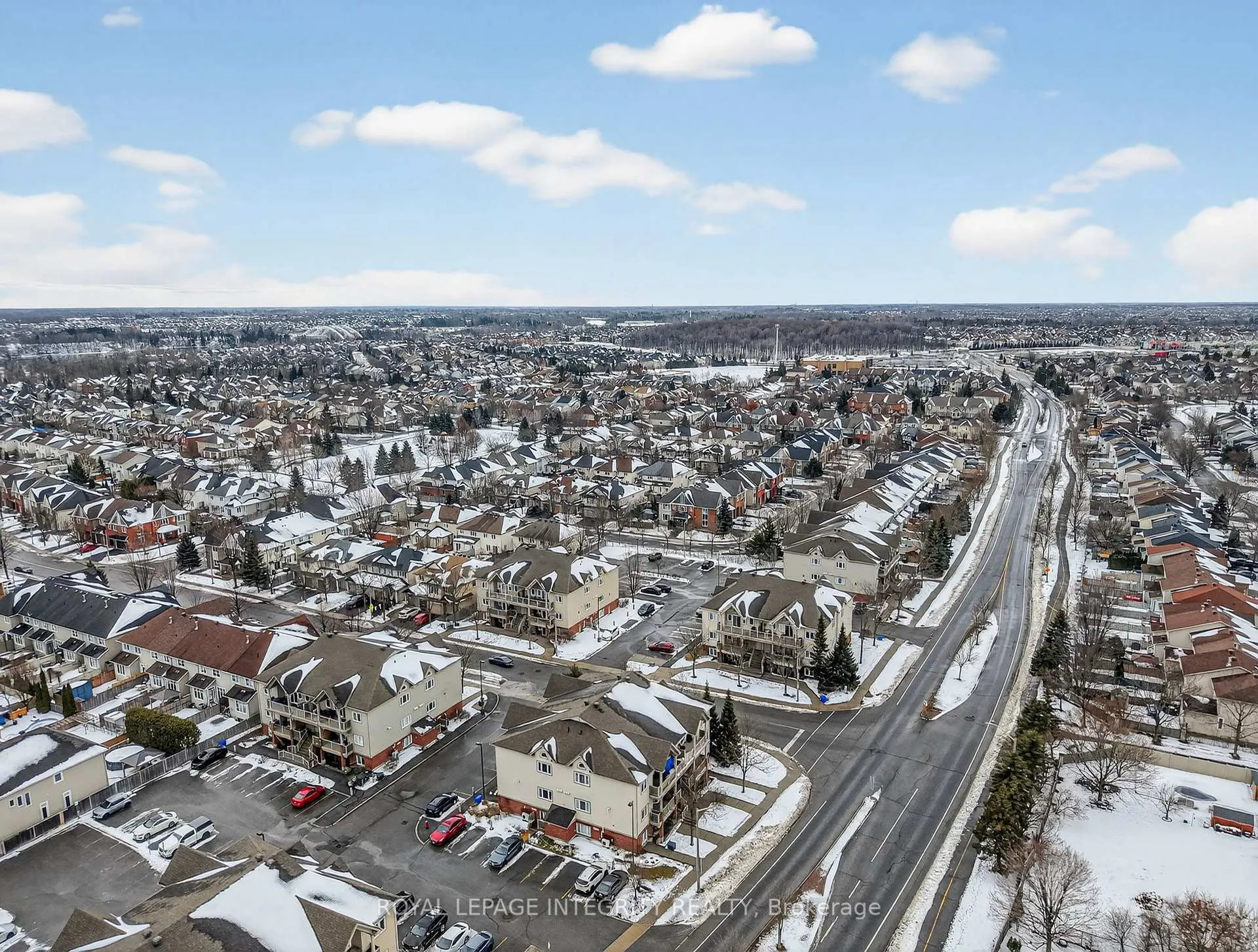 Photo 38 of Unit E, 156 Waterbridge Drive E, Ottawa, Barrhaven East — HOMEH