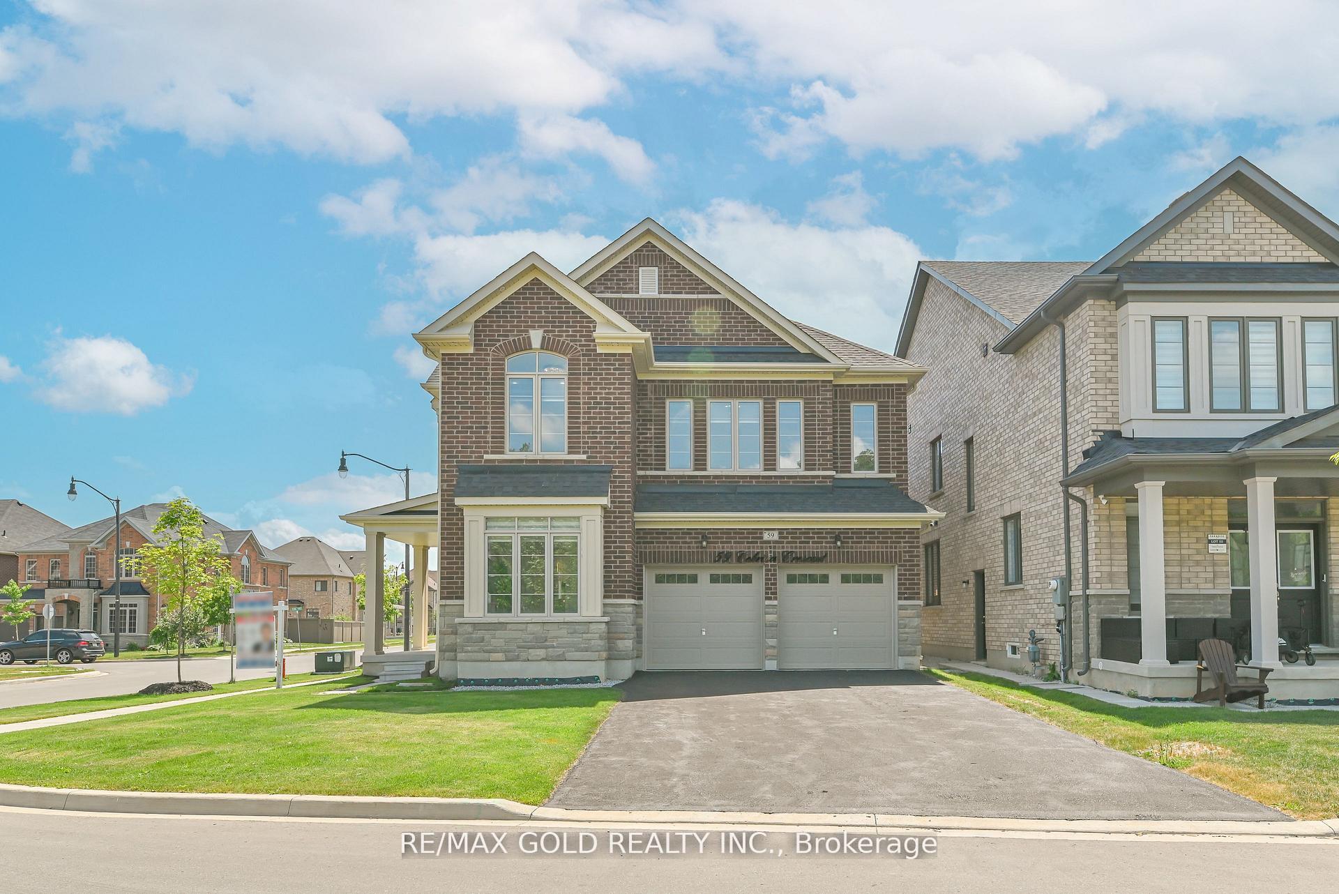 Front of 59 Cobriza Crescent