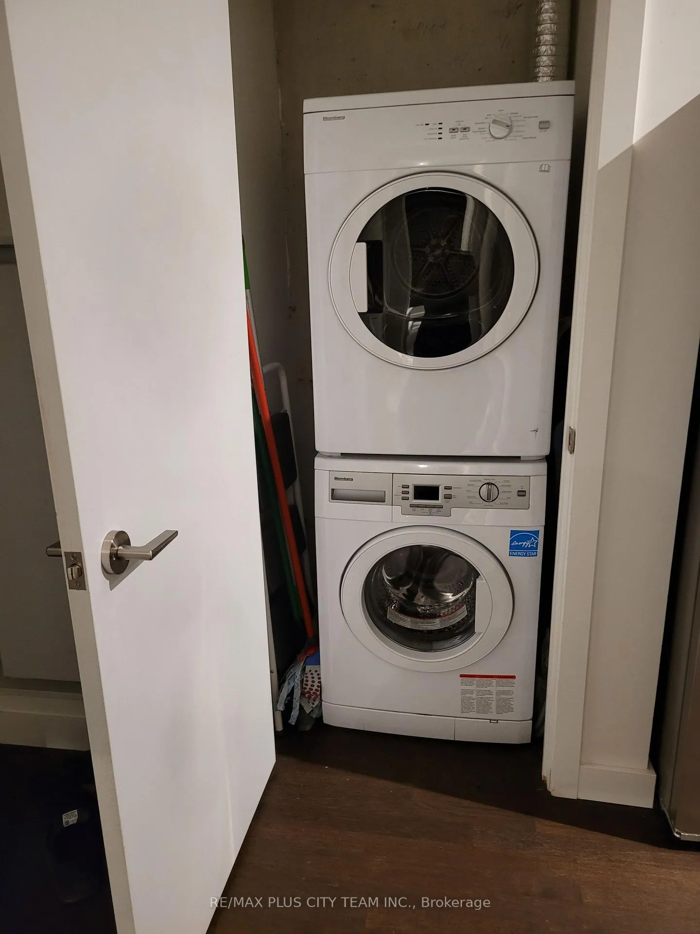 Photo 9 of Unit 305, 246 Logan Avenue, Toronto, South Riverdale — HOMEH