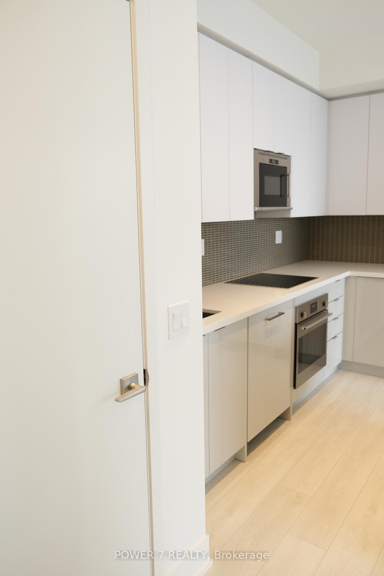 Photo 6 of Unit 1002, 2908 Highway 7 Road, Vaughan, Concord — HOMEH