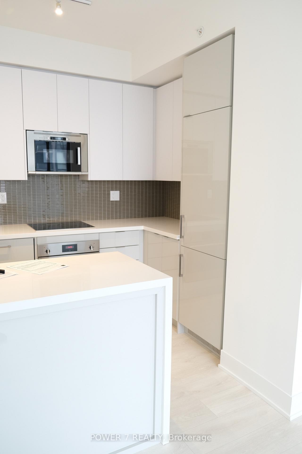 Photo 7 of Unit 1002, 2908 Highway 7 Road, Vaughan, Concord — HOMEH