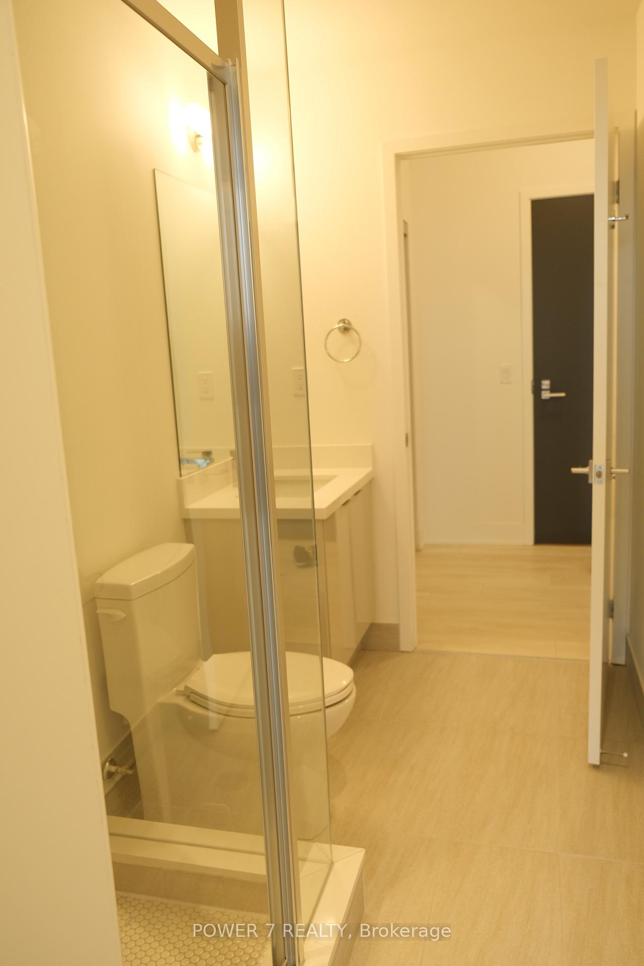 Photo 9 of Unit 1002, 2908 Highway 7 Road, Vaughan, Concord — HOMEH