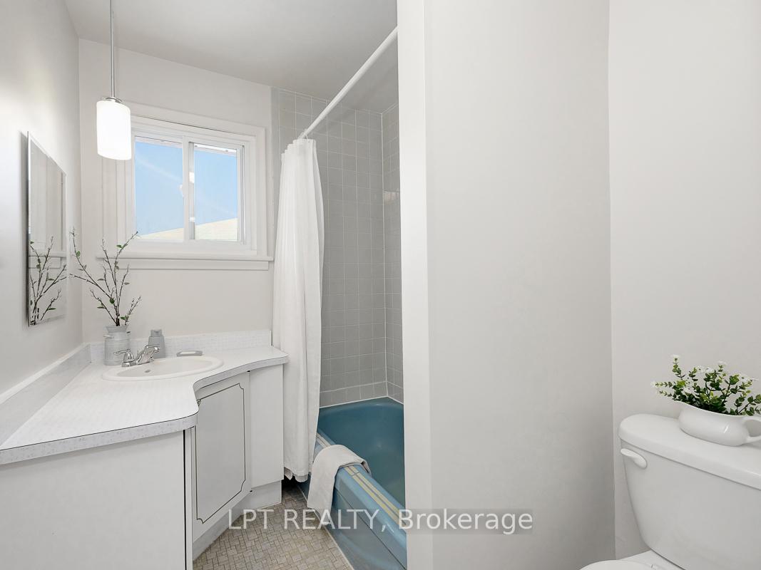 Photo 14 of 2058 Tilson Street, Ottawa, Elmvale Acres — HOMEH