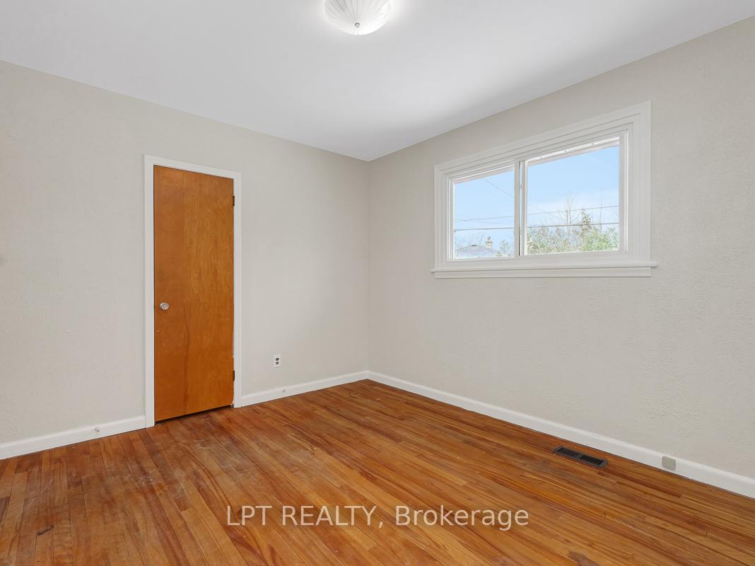 Photo 18 of 2058 Tilson Street, Ottawa, Elmvale Acres — HOMEH