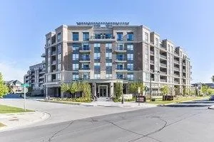 Front of Unit 733, 540 Bur Oak Avenue