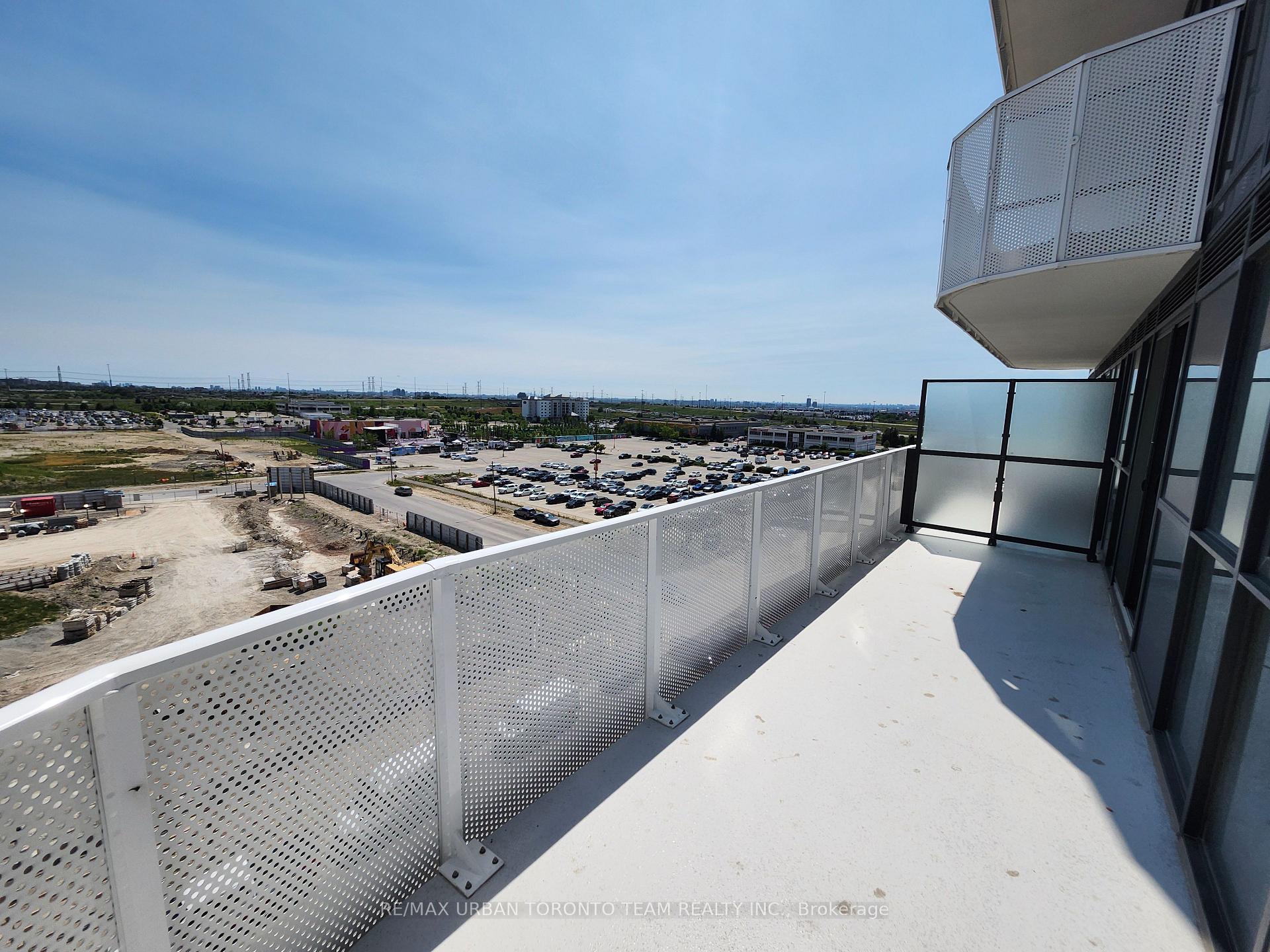 Photo 1 of Unit 703, 195 Commerce Street, Vaughan, Vaughan Corporate Centre — HOMEH