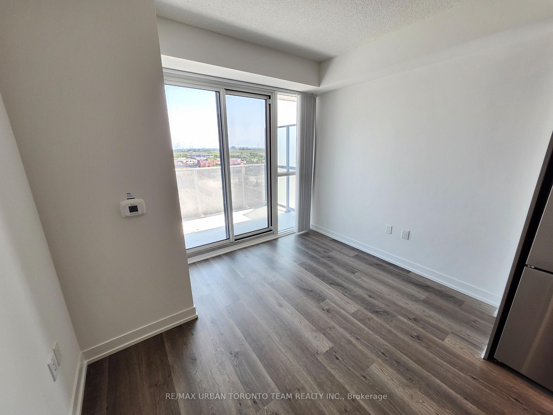 Photo 2 of Unit 703, 195 Commerce Street, Vaughan, Vaughan Corporate Centre — HOMEH