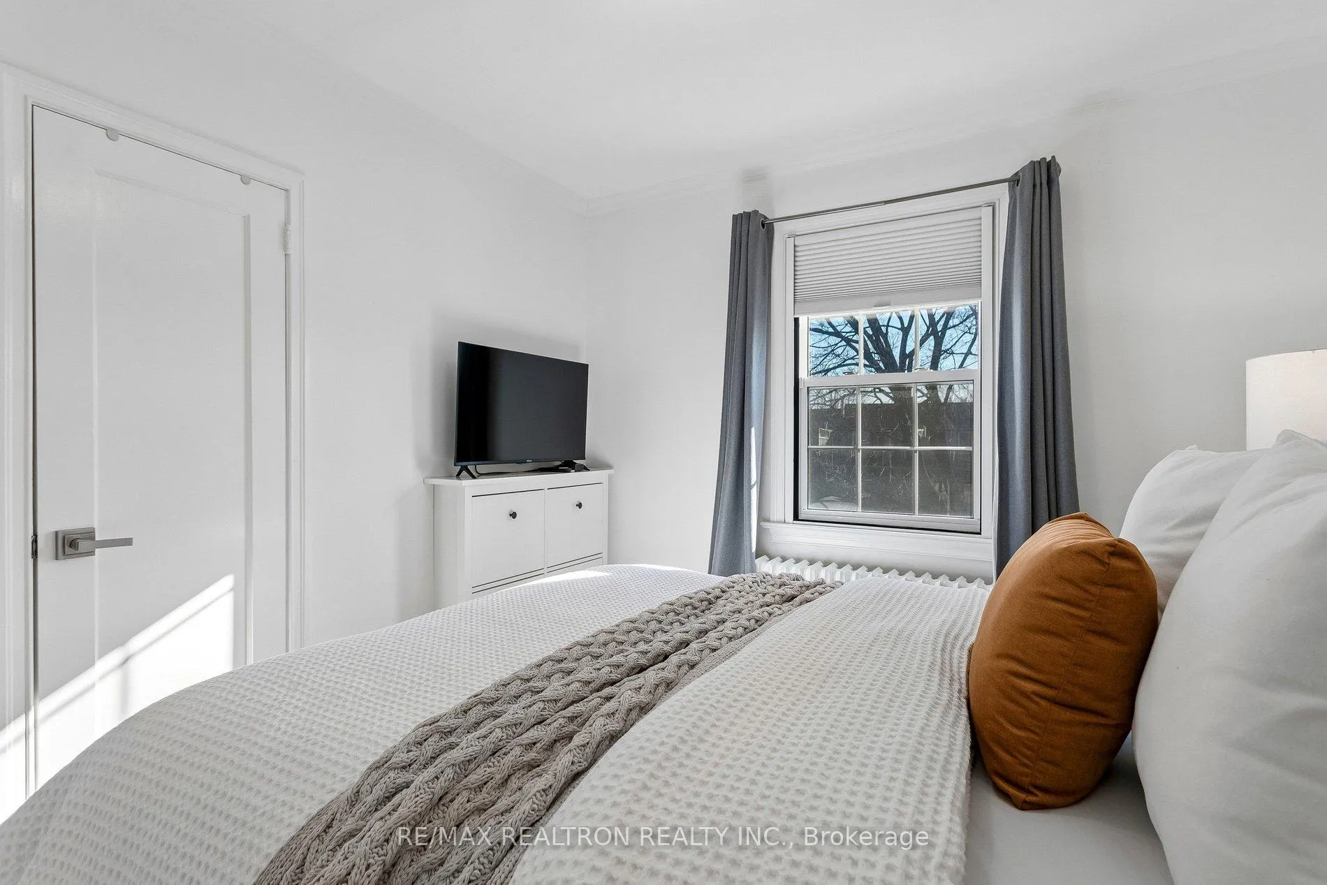 Photo 20 of 180 Windermere Avenue, Toronto, High Park-Swansea — HOMEH