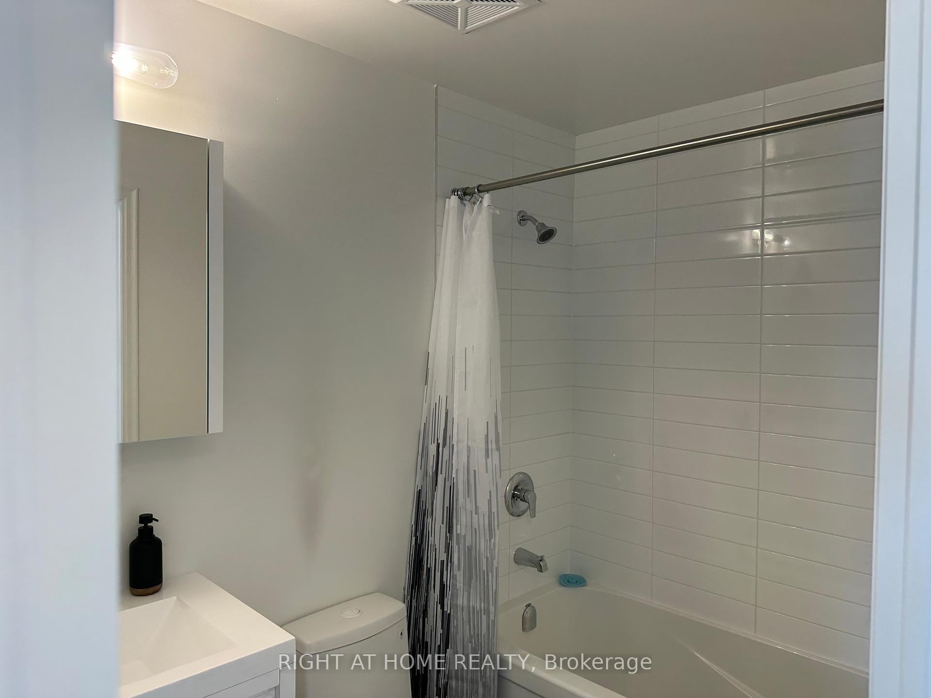 Photo 18 of Unit 513, 8 Rouge Valley Drive W, Markham, Unionville — HOMEH