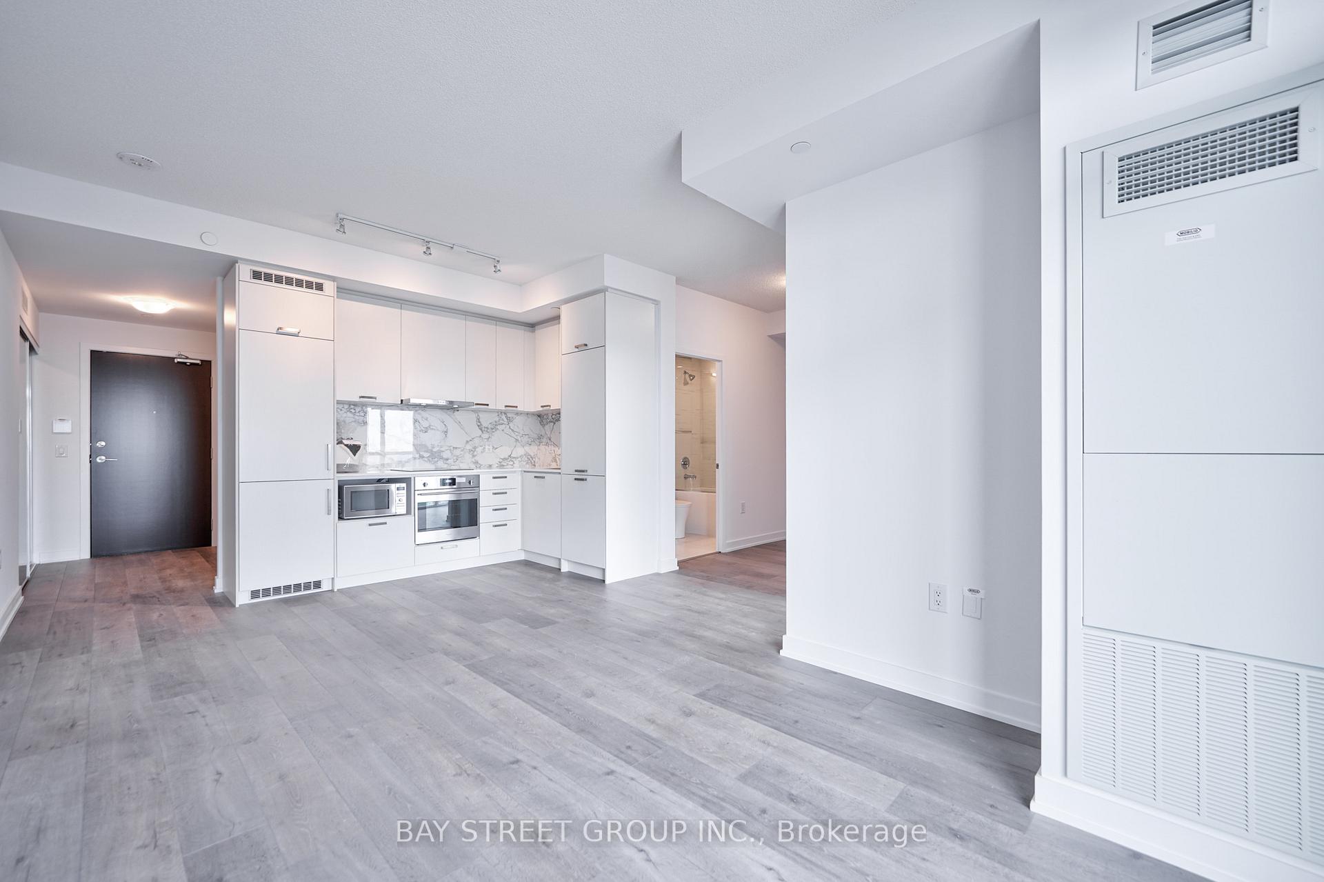 Photo 42 of Unit 806, 38 Honeycrisp Crescent, Vaughan, Vaughan Corporate Centre — HOMEH