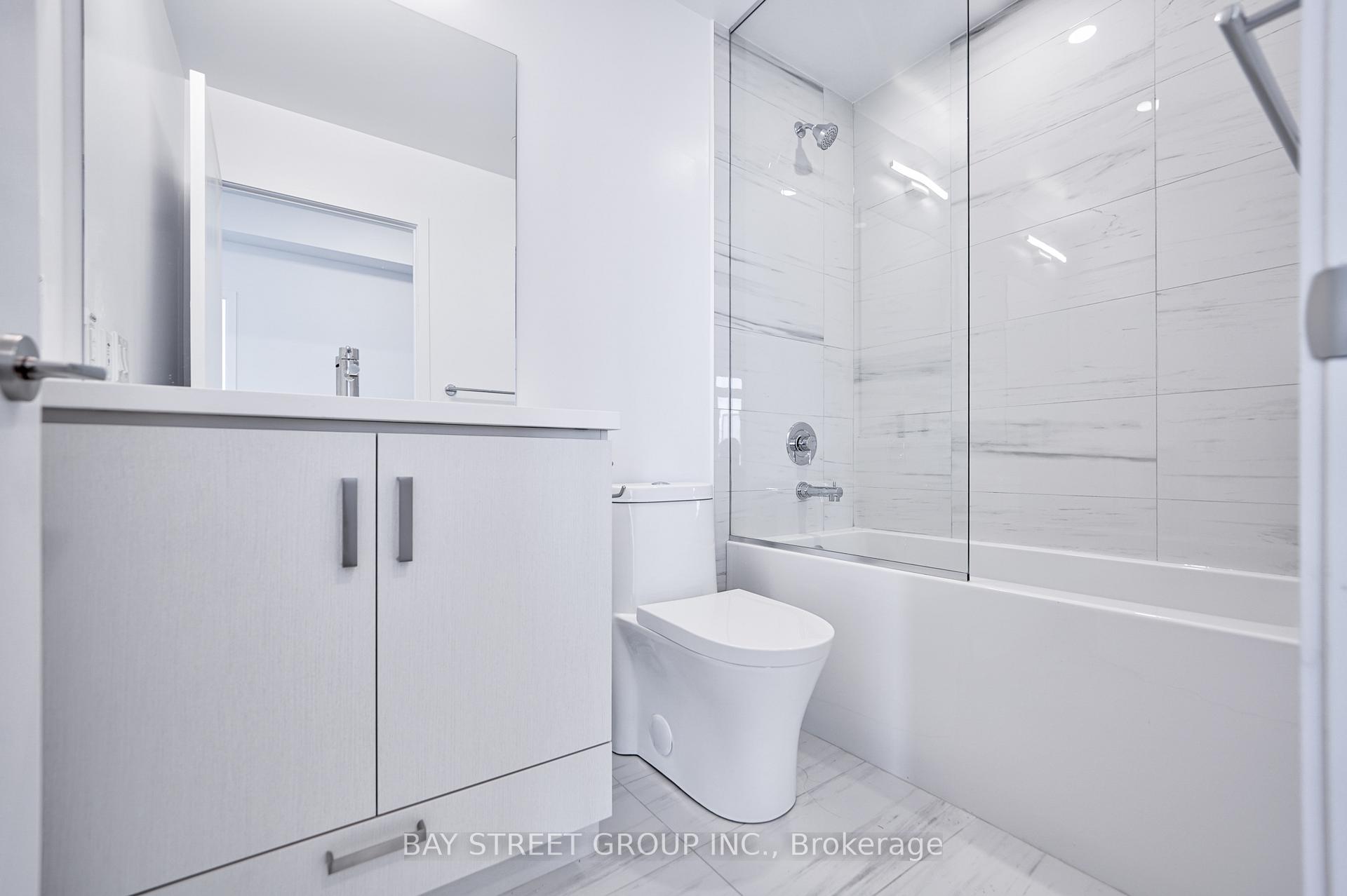 Photo 47 of Unit 806, 38 Honeycrisp Crescent, Vaughan, Vaughan Corporate Centre — HOMEH