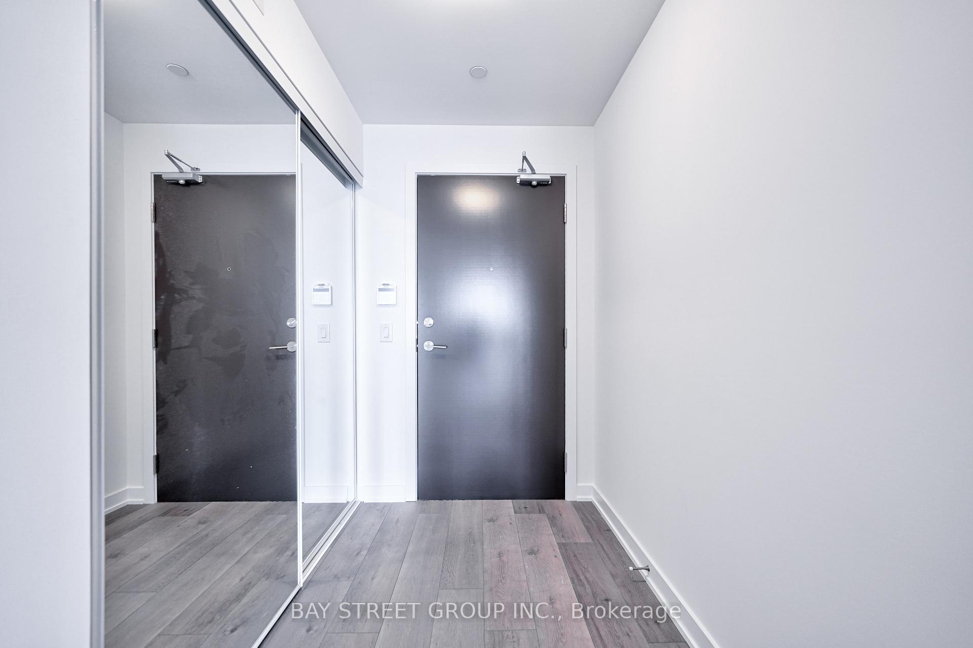 Photo 28 of Unit 806, 38 Honeycrisp Crescent, Vaughan, Vaughan Corporate Centre — HOMEH
