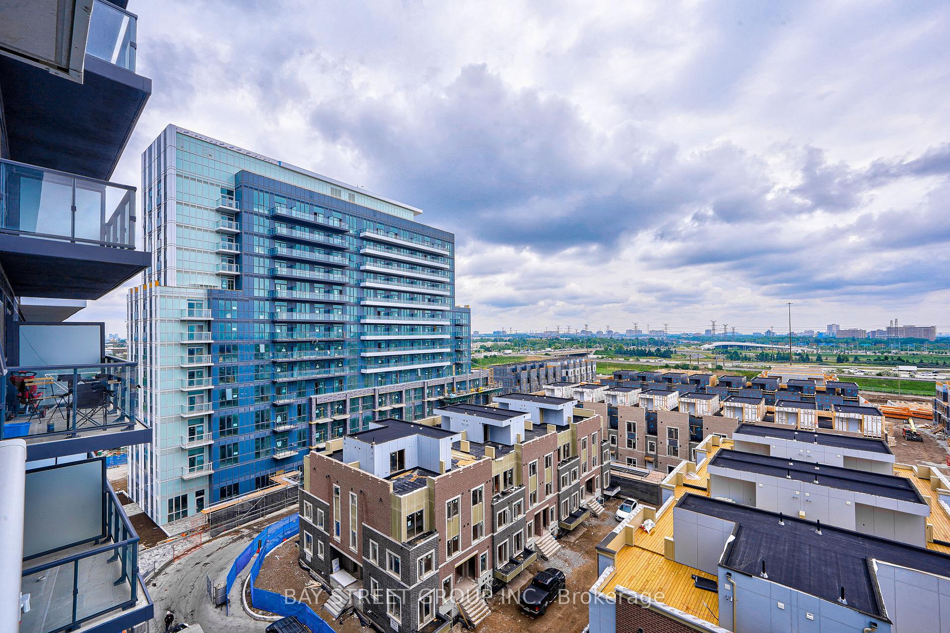Photo 74 of Unit 806, 38 Honeycrisp Crescent, Vaughan, Vaughan Corporate Centre — HOMEH