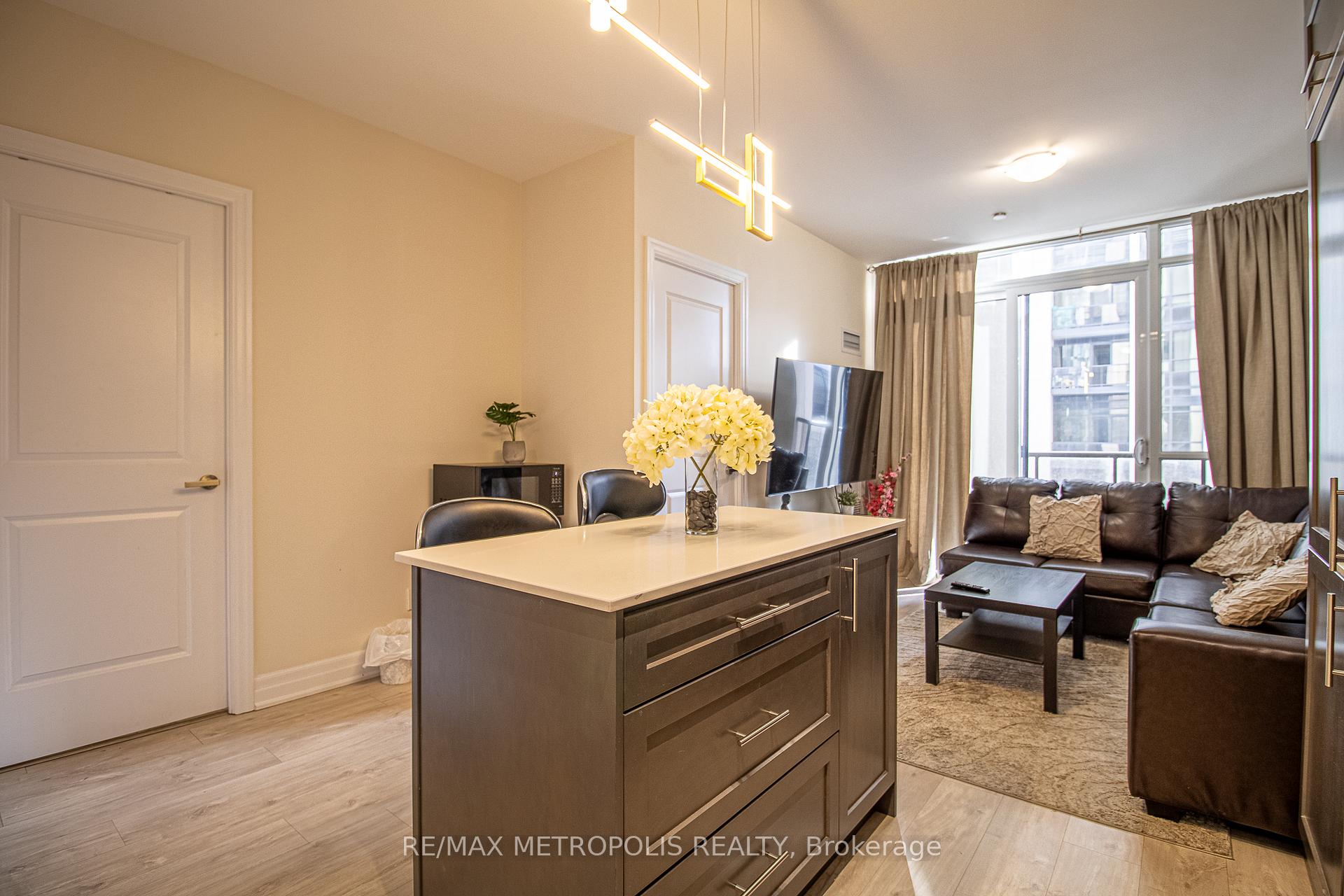 Photo 20 of Unit 604, 9085 Jane Street, Vaughan, Concord — HOMEH
