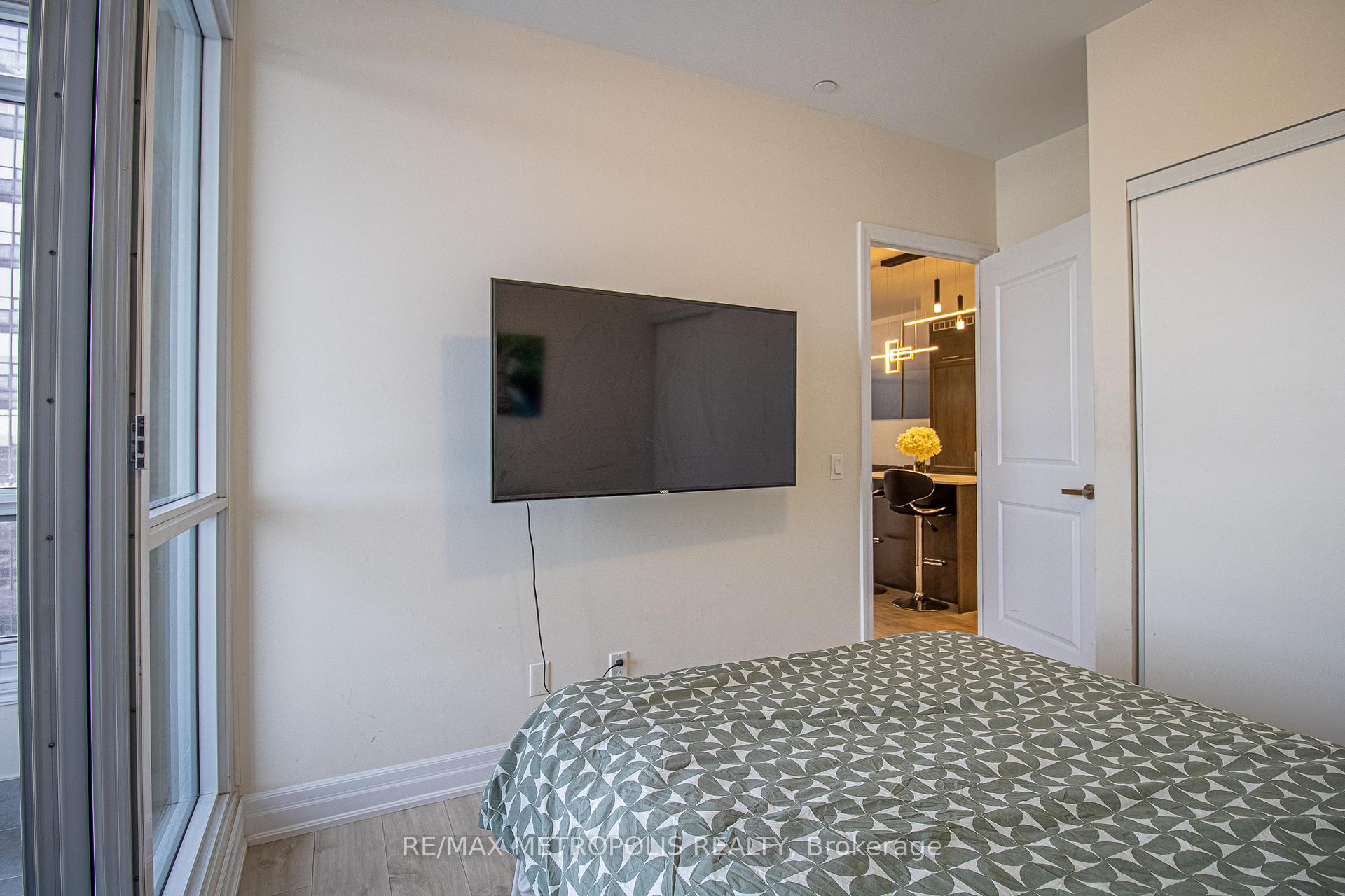 Photo 27 of Unit 604, 9085 Jane Street, Vaughan, Concord — HOMEH
