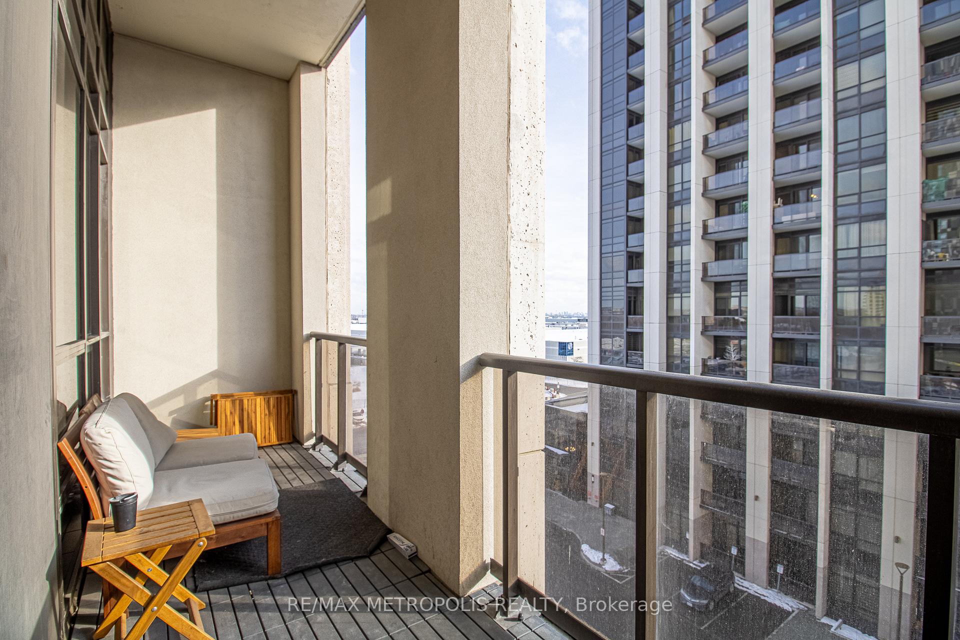 Photo 32 of Unit 604, 9085 Jane Street, Vaughan, Concord — HOMEH