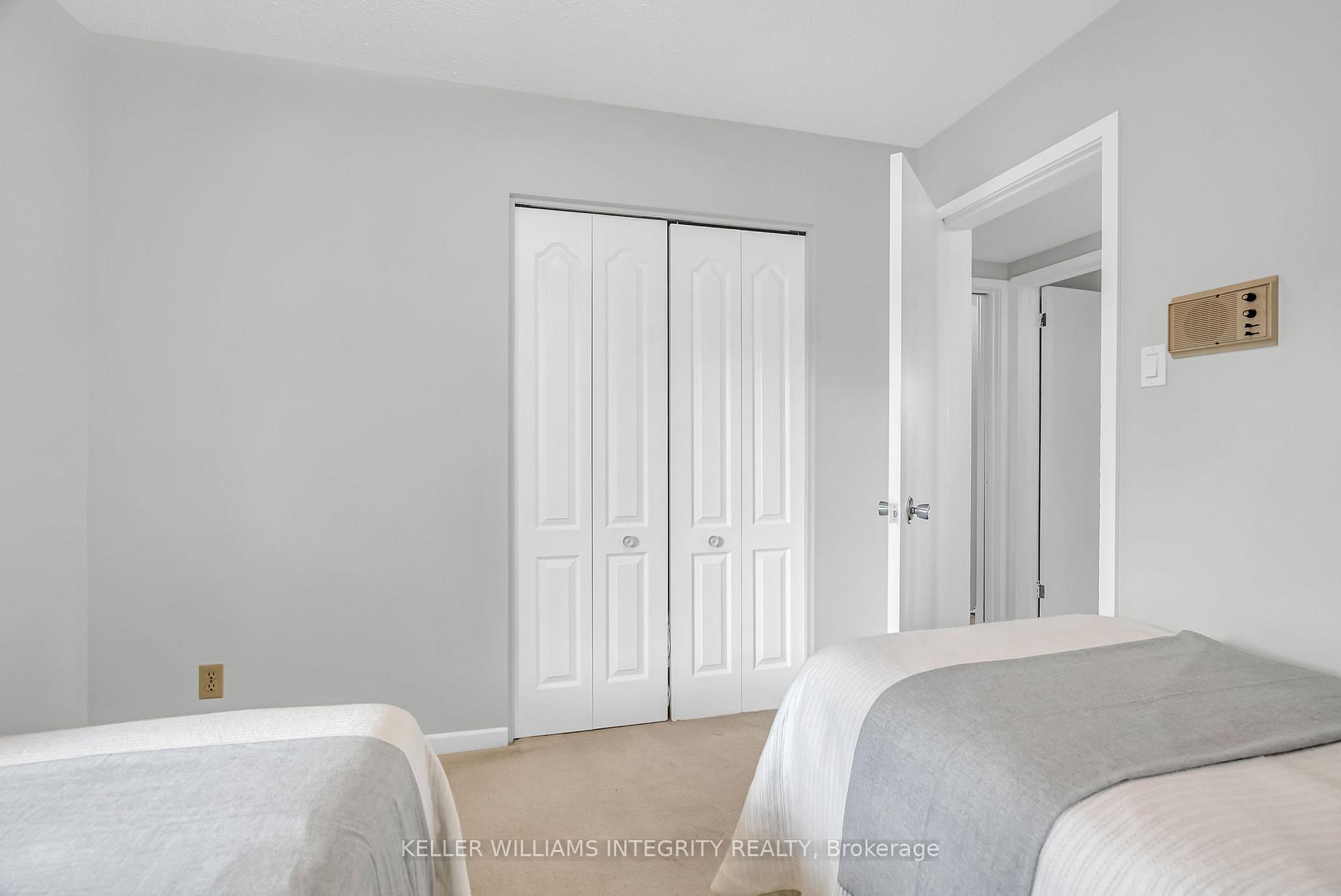 Photo 13 of 3 Commanche Drive, Ottawa, City View/Skyline/Fisher Heights/Parkwood Hills — HOMEH