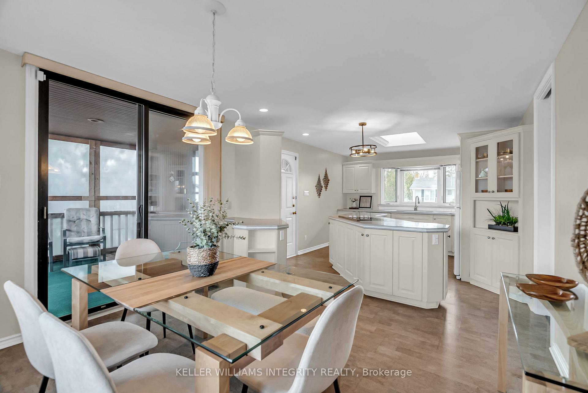 Photo 23 of 3 Commanche Drive, Ottawa, City View/Skyline/Fisher Heights/Parkwood Hills — HOMEH