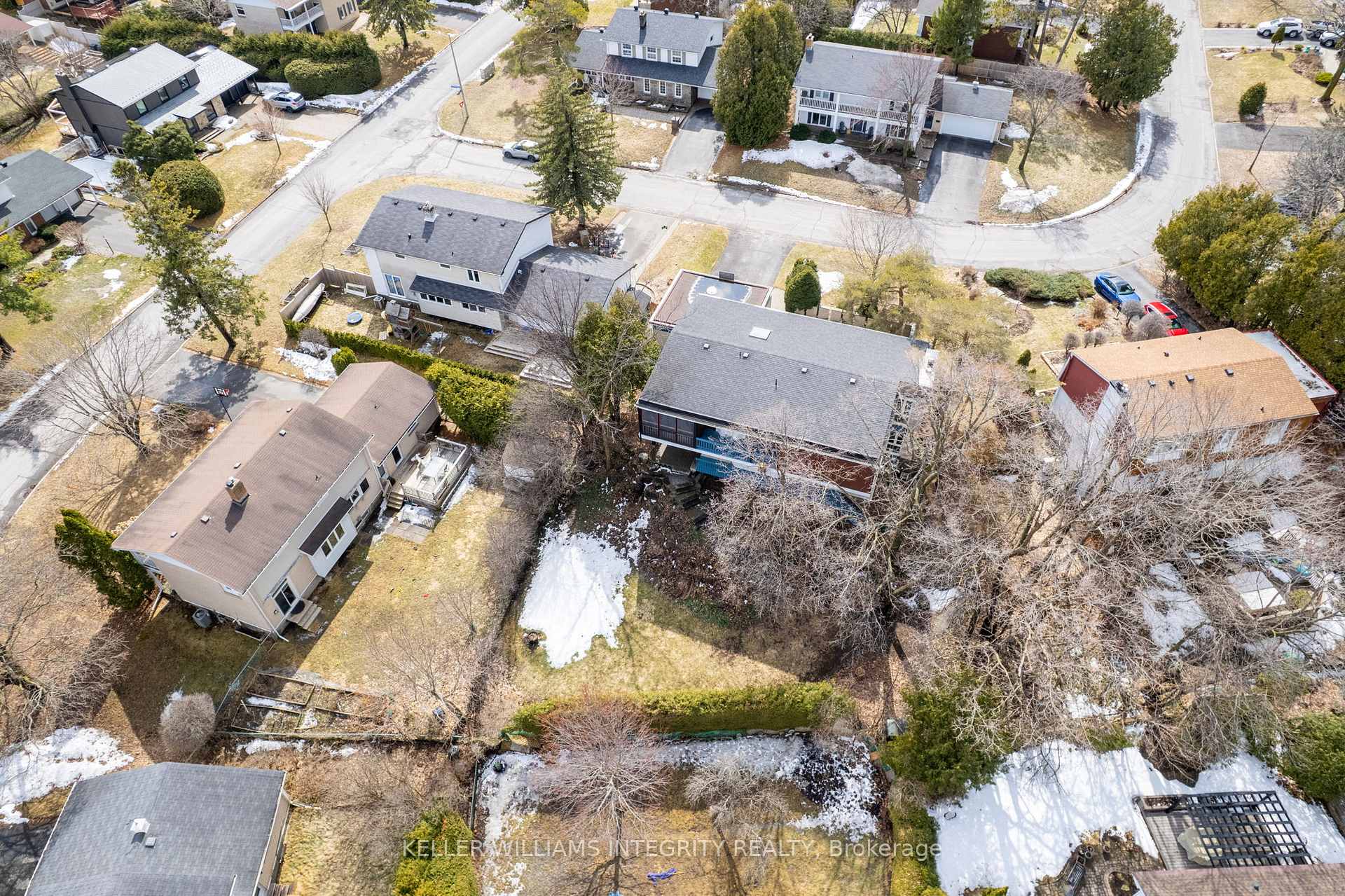 Photo 50 of 3 Commanche Drive, Ottawa, City View/Skyline/Fisher Heights/Parkwood Hills — HOMEH