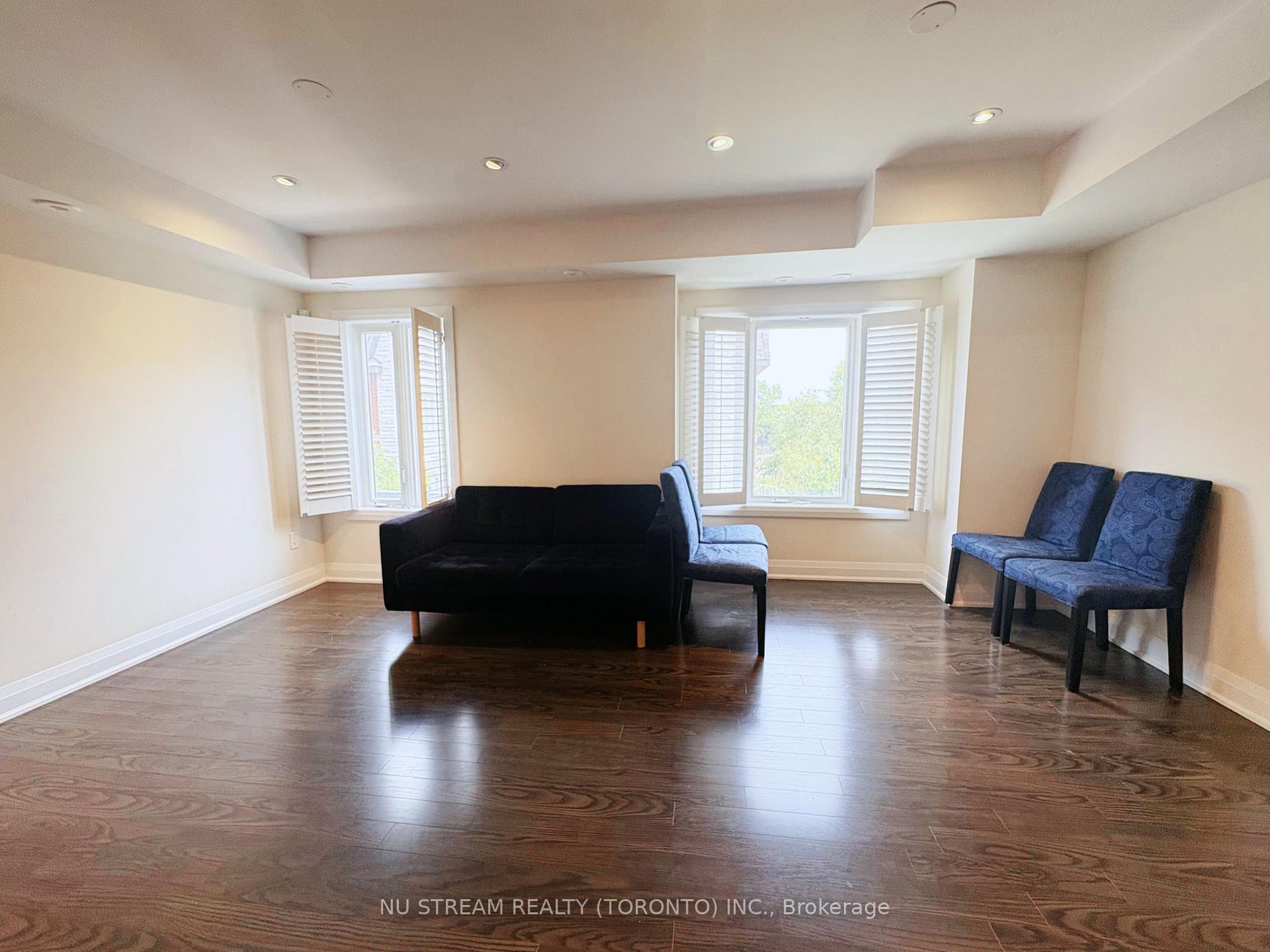 Photo 1 of Unit 255, 318 John Street, Markham, Aileen-Willowbrook — HOMEH