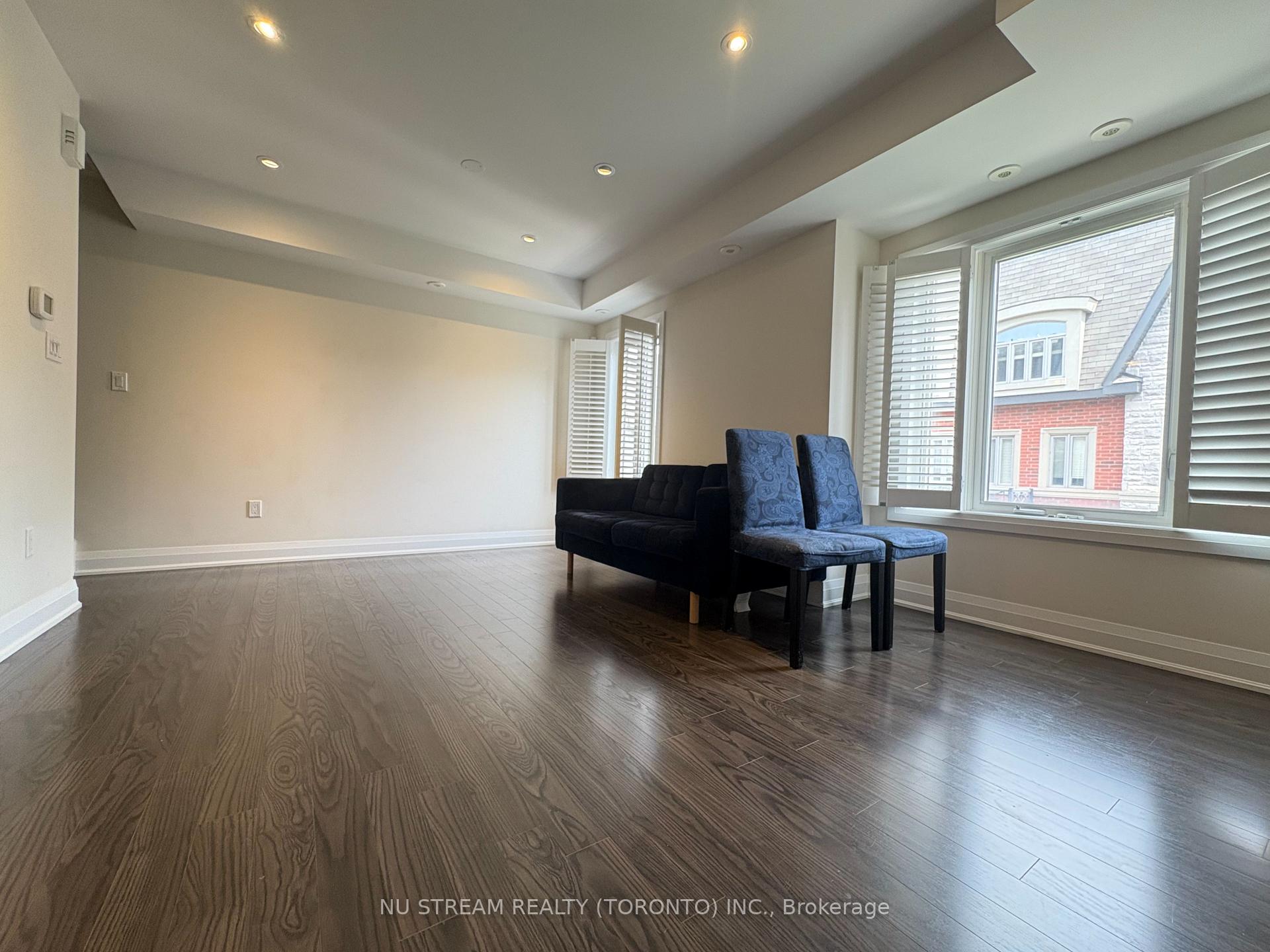 Photo 7 of Unit 255, 318 John Street, Markham, Aileen-Willowbrook — HOMEH