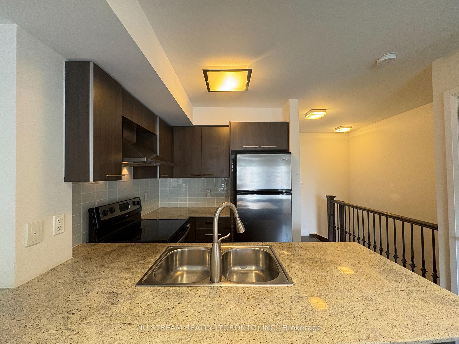 Photo 9 of Unit 255, 318 John Street, Markham, Aileen-Willowbrook — HOMEH