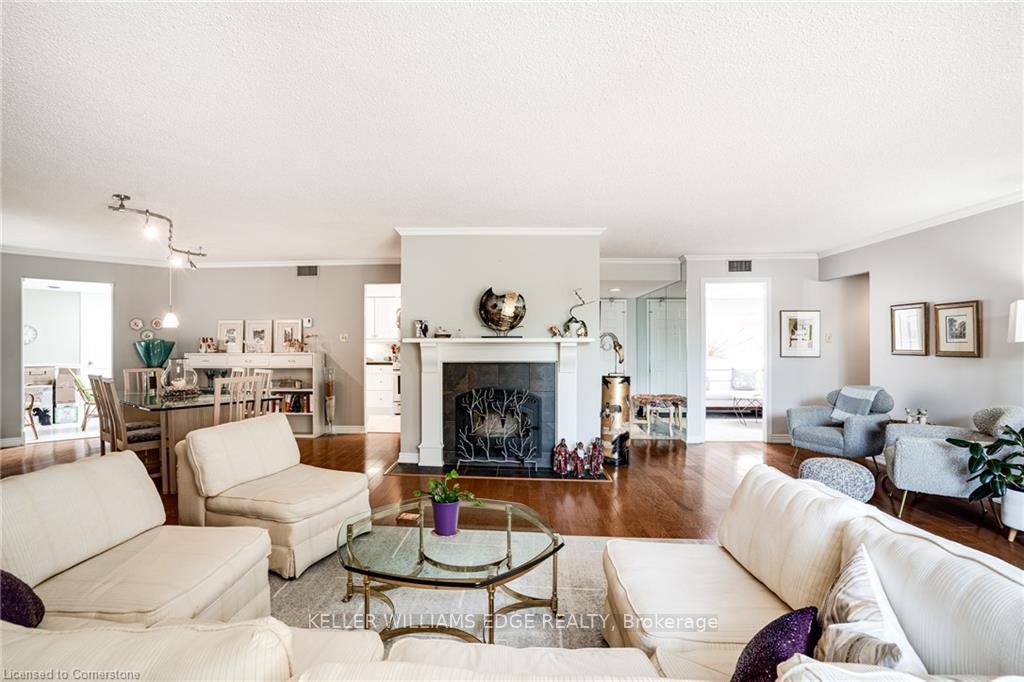 Photo 8 of Unit 2, 150 Wilson Street W, Hamilton, Ancaster — HOMEH