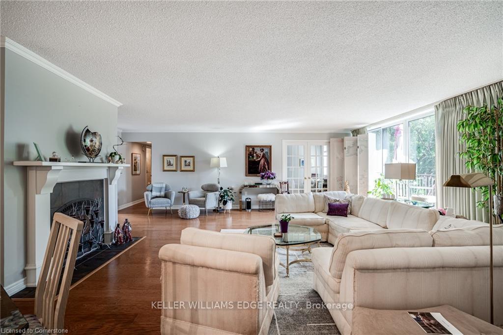 Photo 10 of Unit 2, 150 Wilson Street W, Hamilton, Ancaster — HOMEH