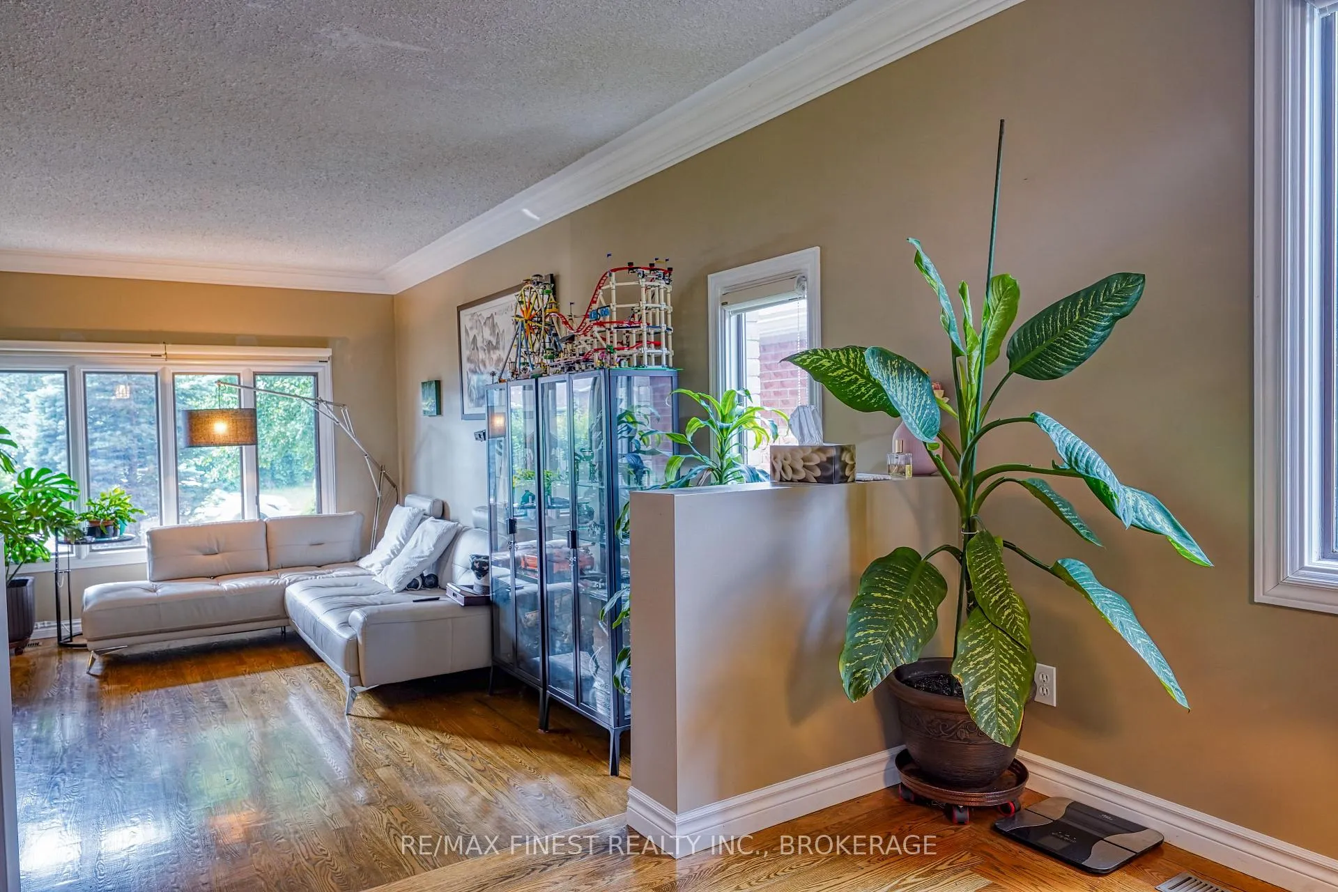 Photo 8 of 1082 Caitlin Crescent, Kingston, North of Taylor-Kidd Blvd — HOMEH