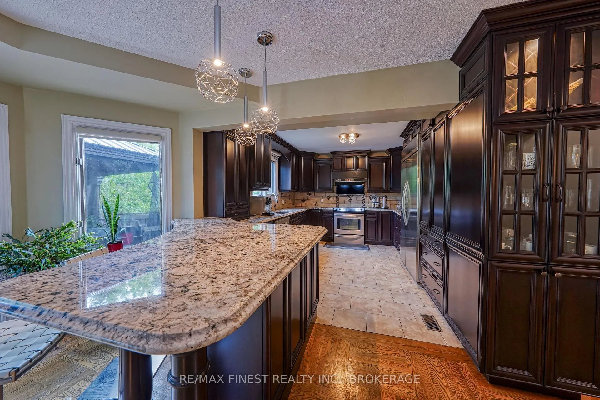 Photo 11 of 1082 Caitlin Crescent, Kingston, North of Taylor-Kidd Blvd — HOMEH