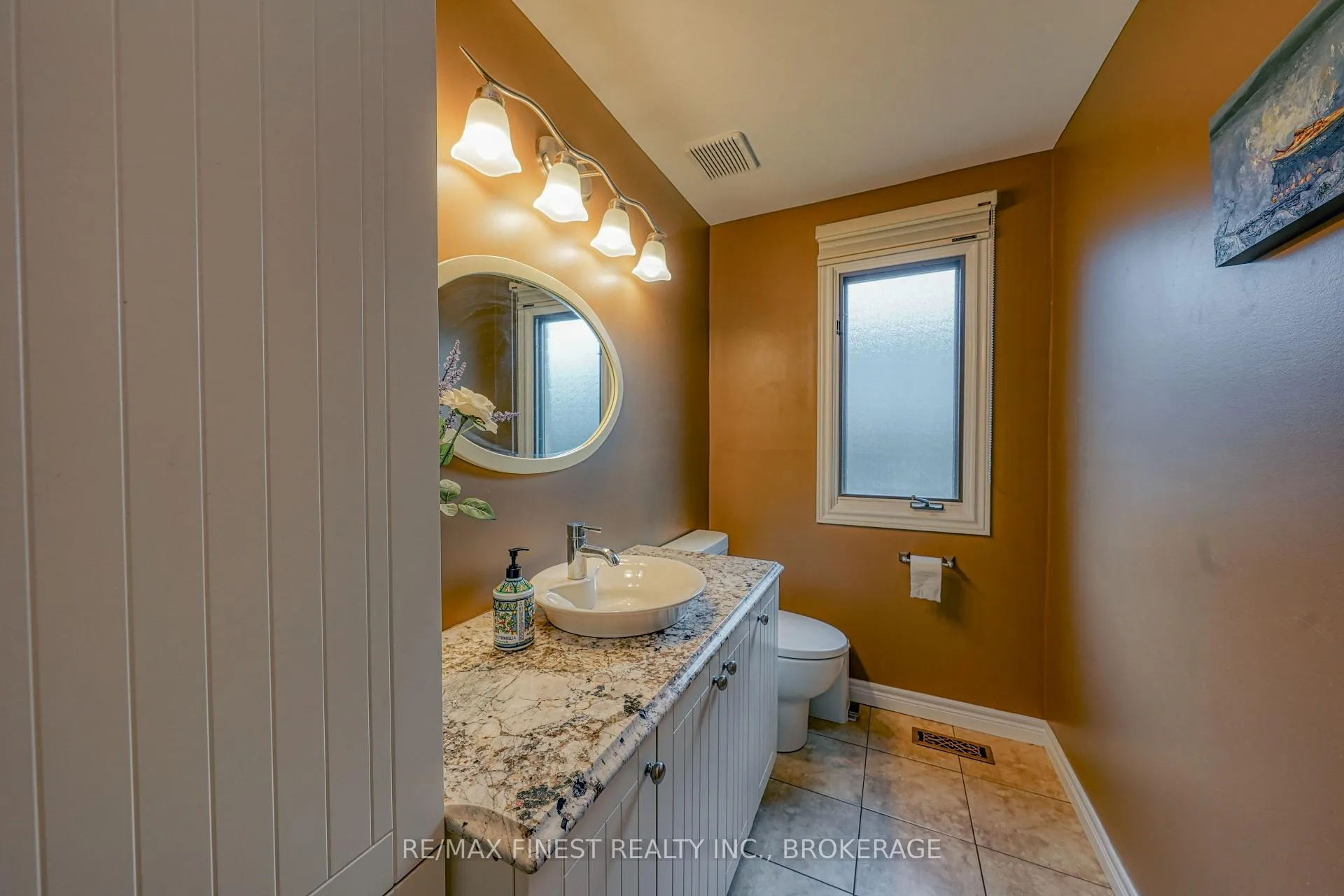 Photo 17 of 1082 Caitlin Crescent, Kingston, North of Taylor-Kidd Blvd — HOMEH