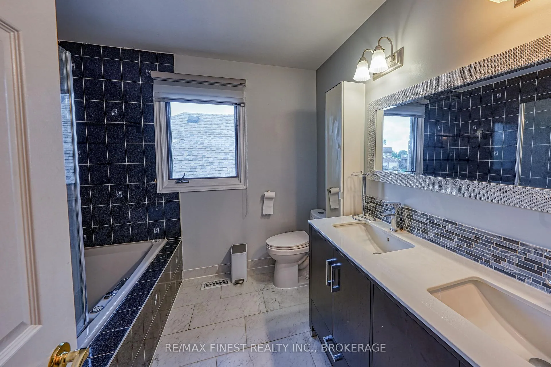 Photo 29 of 1082 Caitlin Crescent, Kingston, North of Taylor-Kidd Blvd — HOMEH