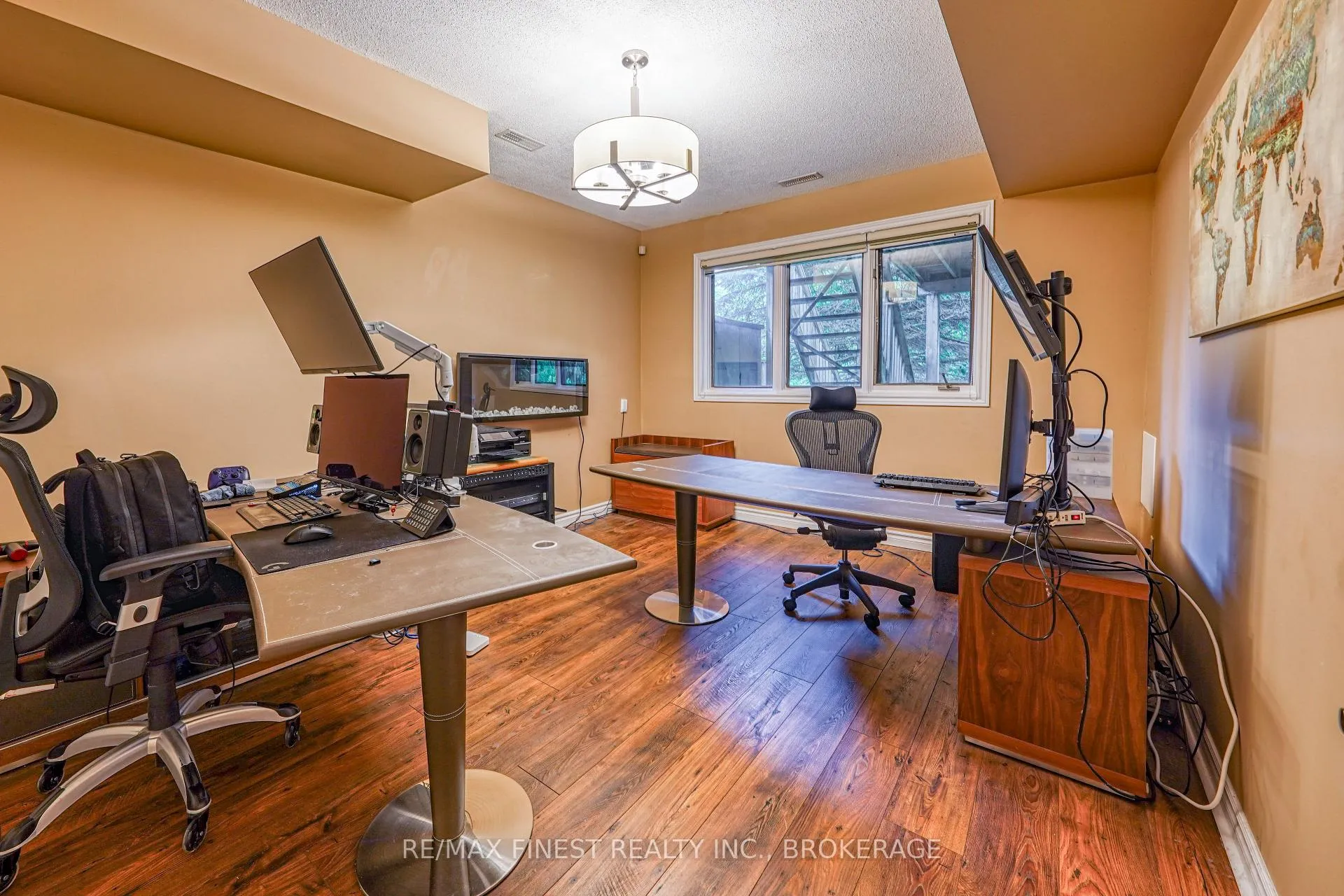 Photo 38 of 1082 Caitlin Crescent, Kingston, North of Taylor-Kidd Blvd — HOMEH
